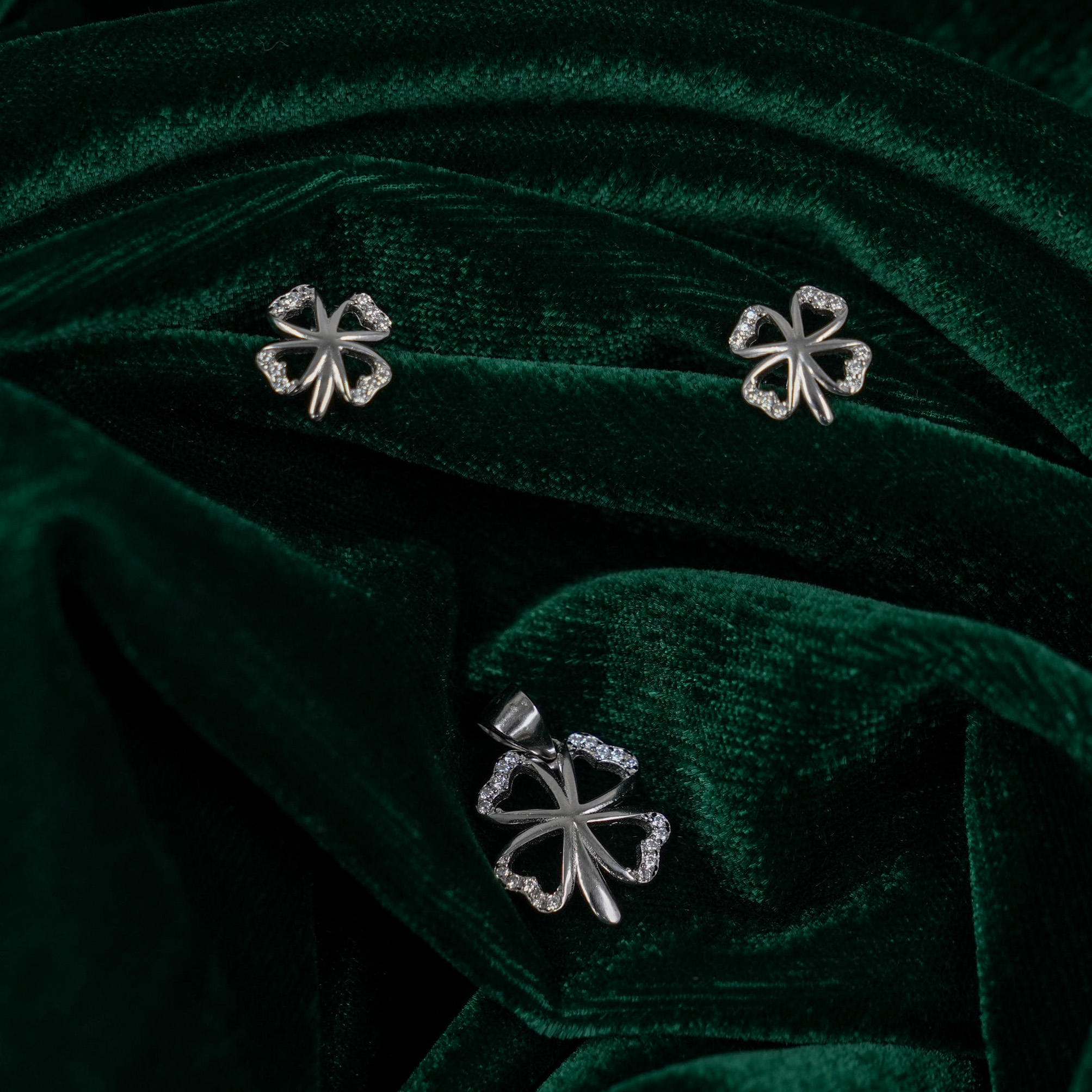 Raag Silver Jewellery - Silver Clover Pendant