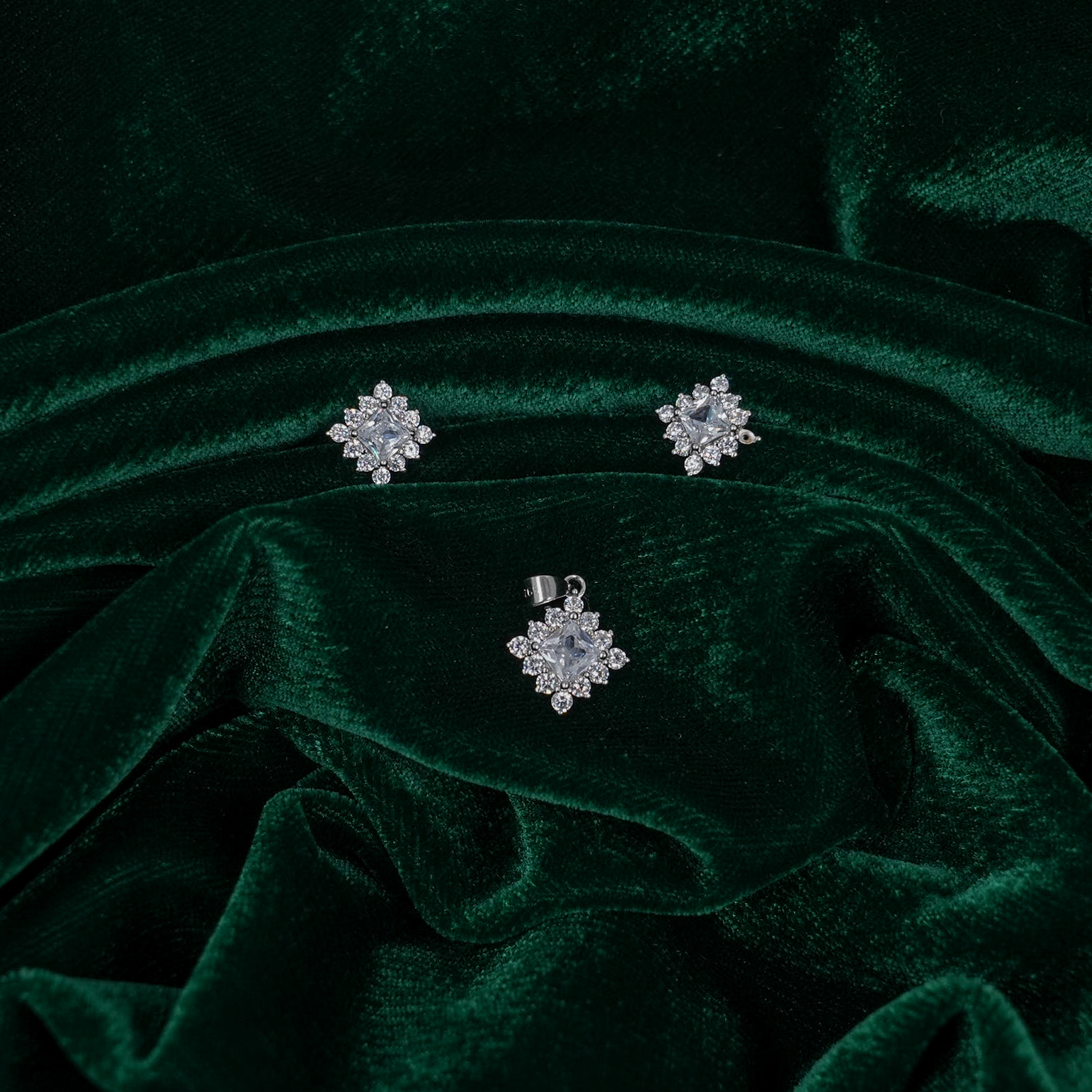 Raag Silver Jewellery - Silver Stud Earrings