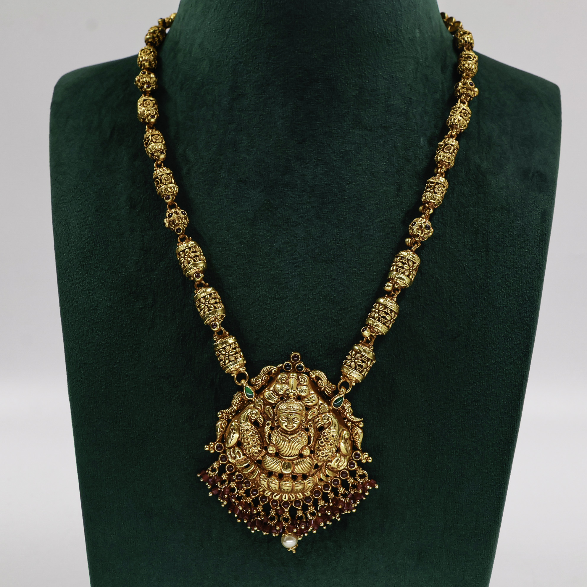 Gold Polished Silver Mango Necklace