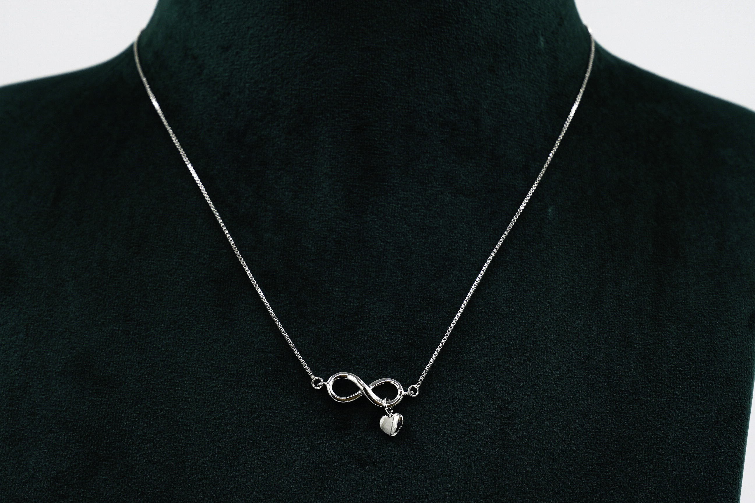 Raag Silver Jewellery - Silver Heart Necklace