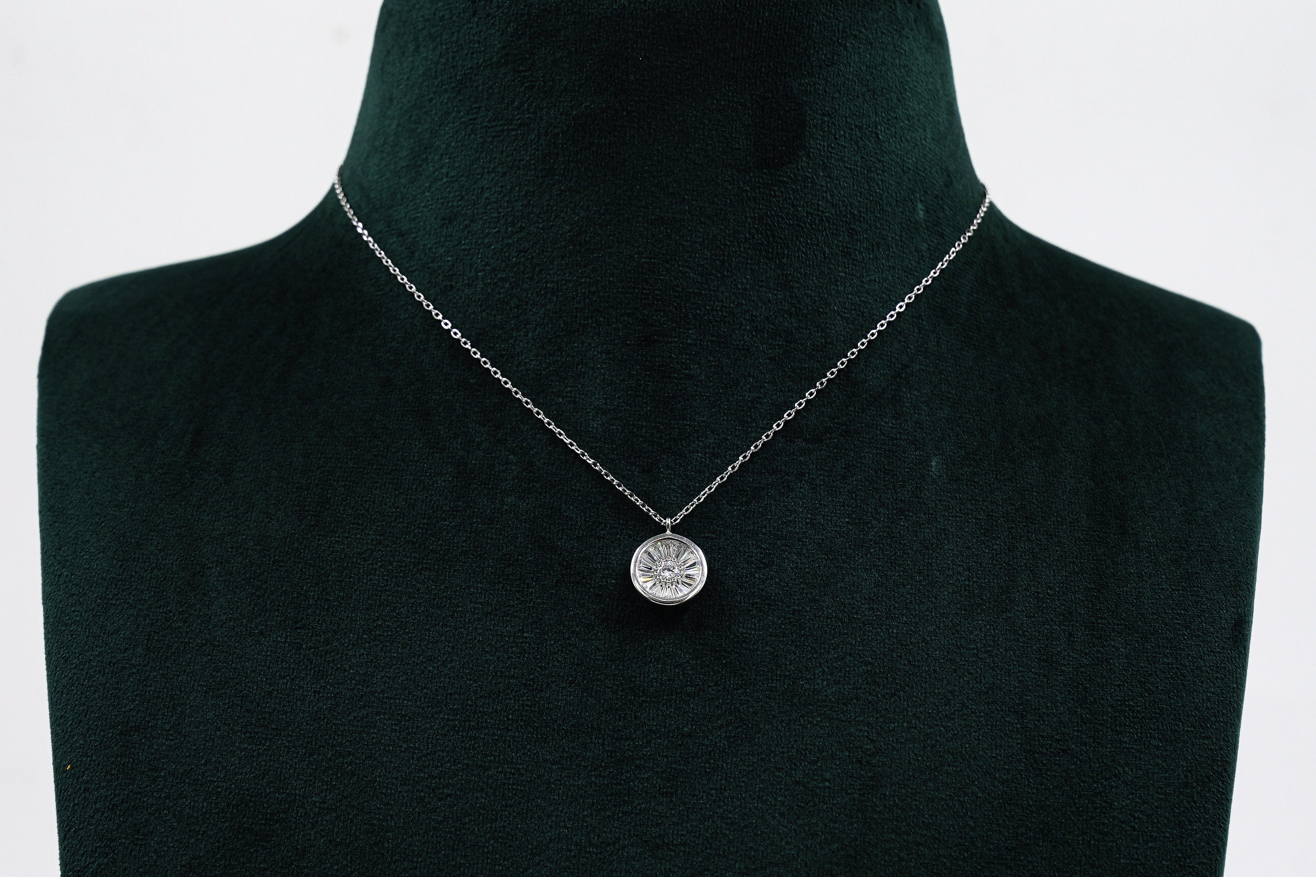 Silver Pendant Necklace