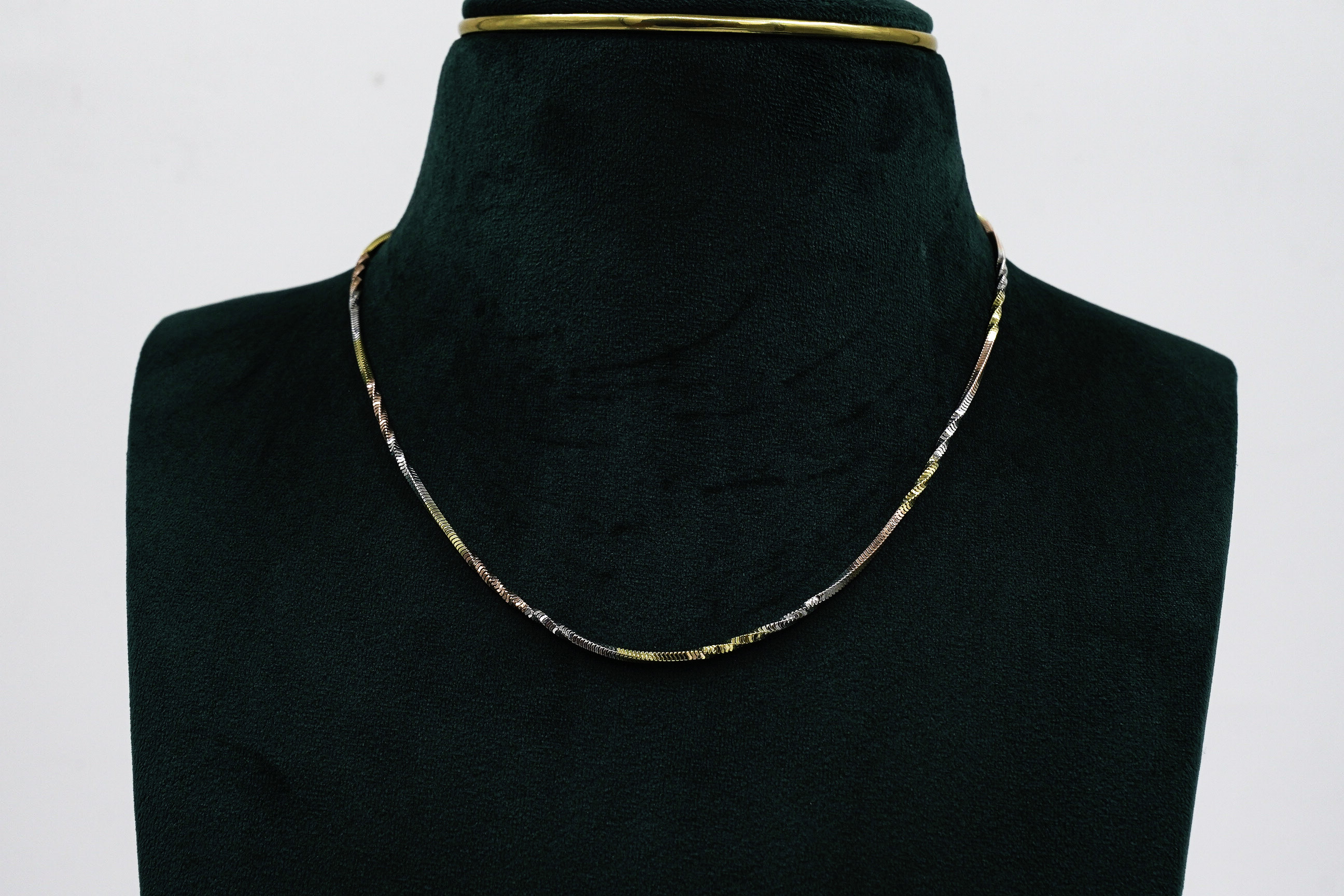 Tricolor Silver Chain