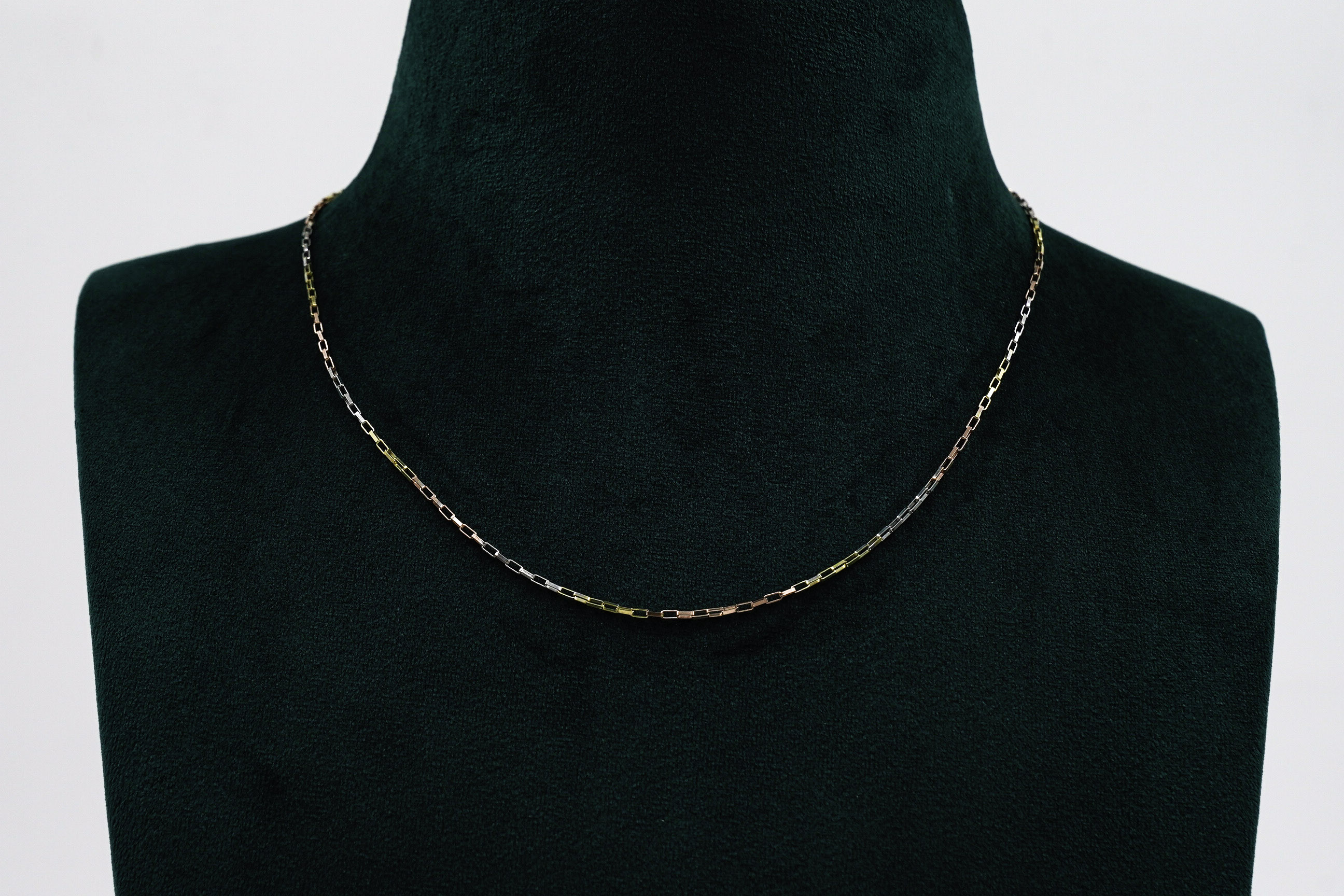 Tricolor Chain Necklace