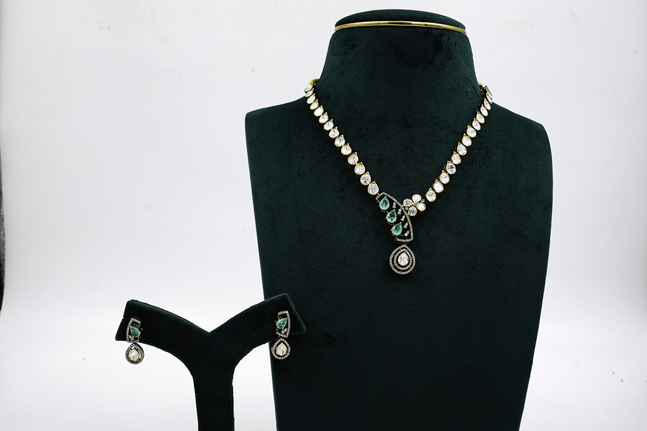 Emerald Silver Necklace