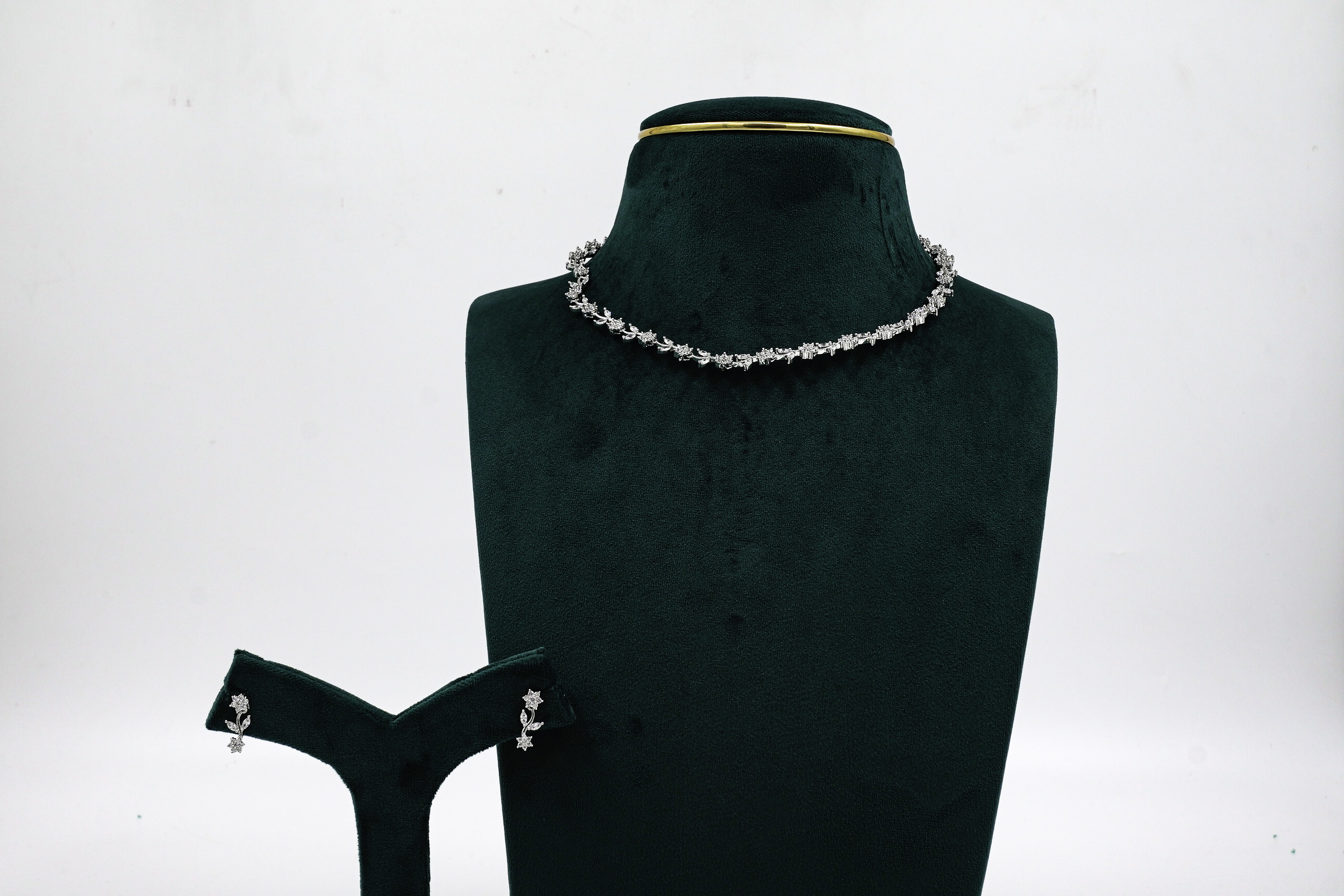 Silver Floral Necklace