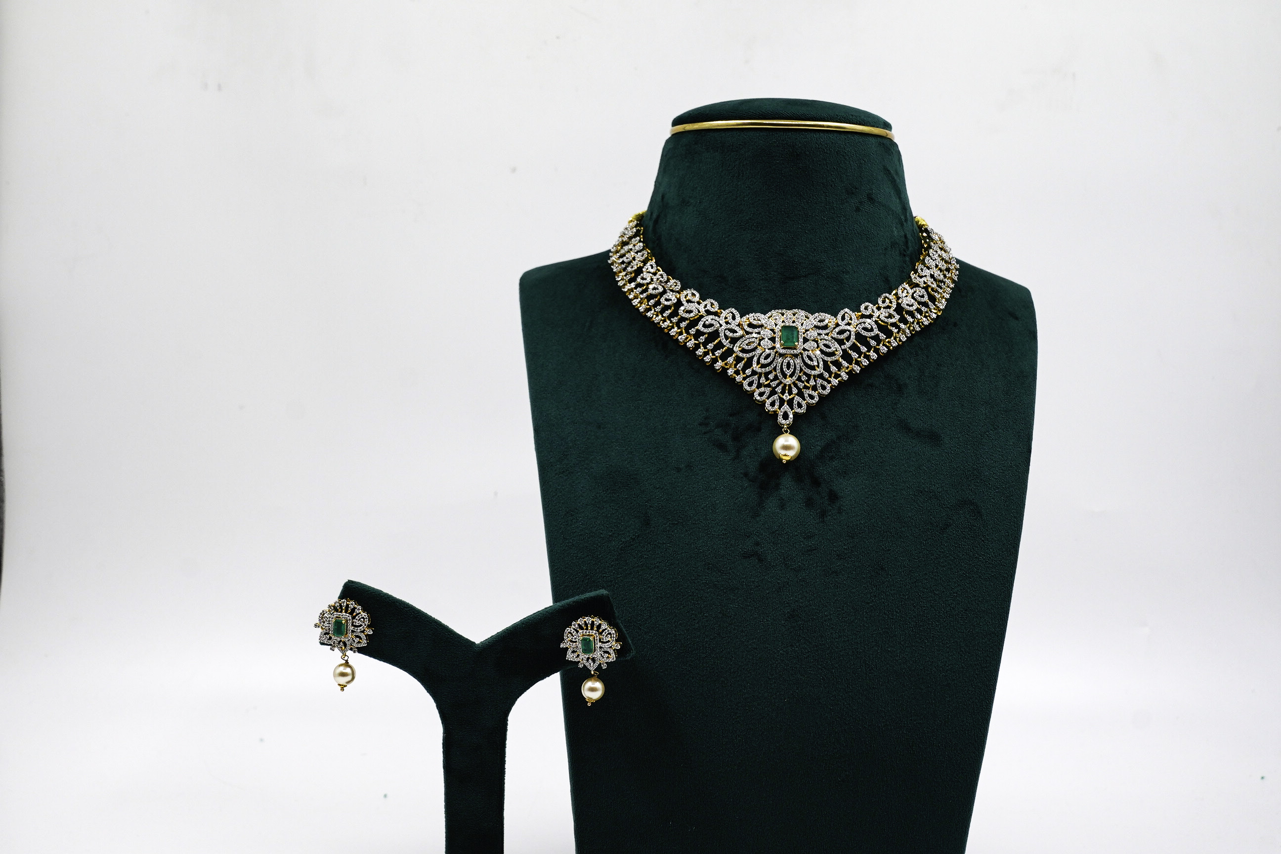 Emerald Necklace Set