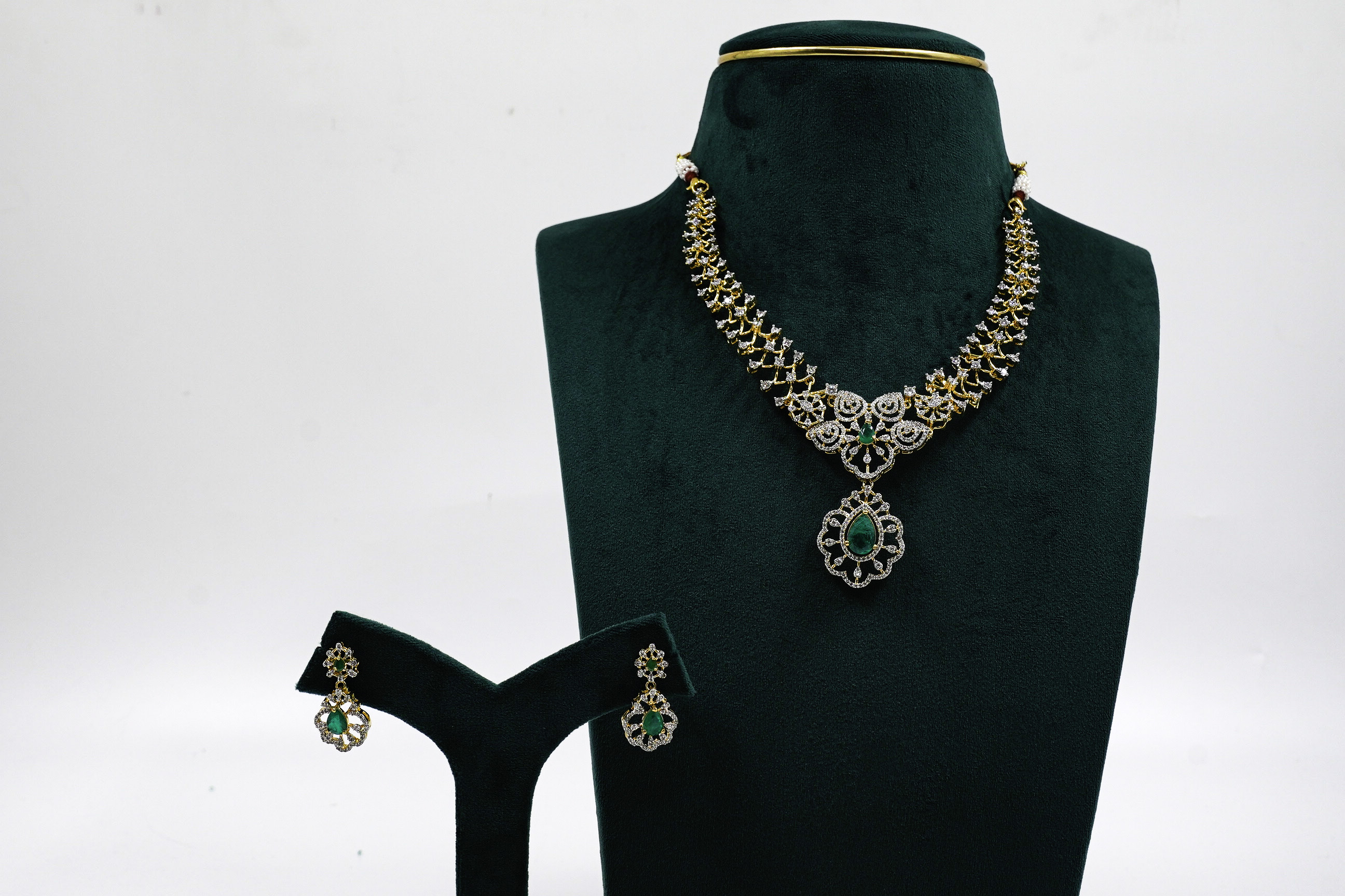 Emerald Silver Necklace