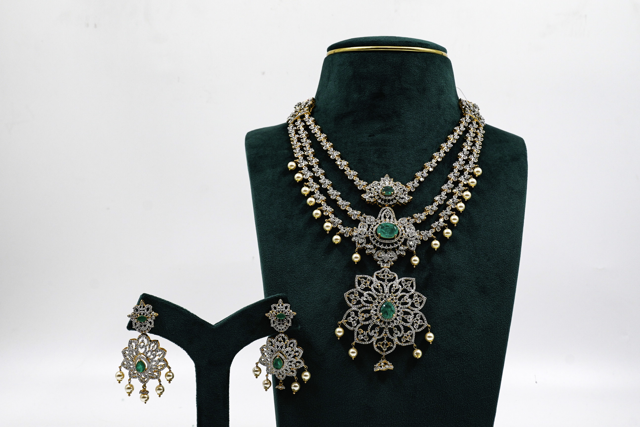 Emerald Silver Necklace
