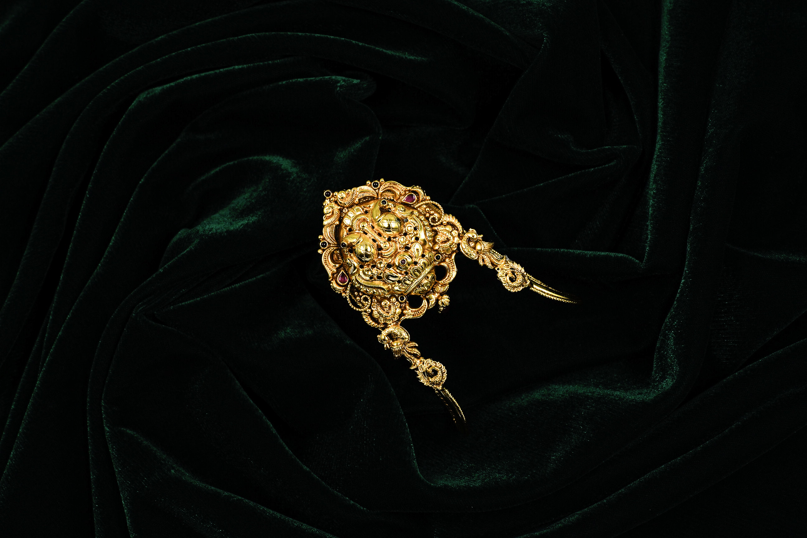 Raag Silver Jewellery - Gold Polished Silver Armlet Jewelry