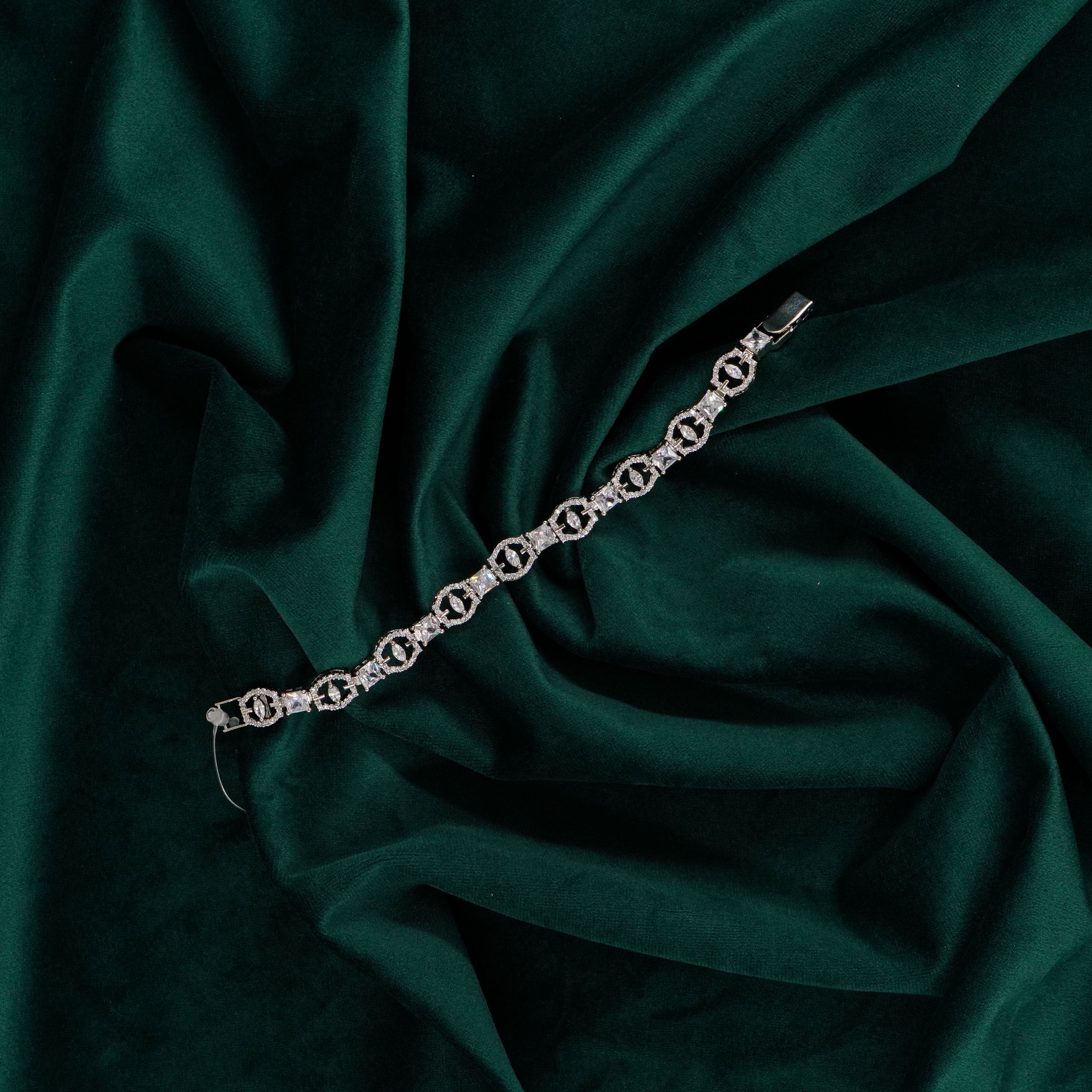 Elegant Crystal Line Bracelet