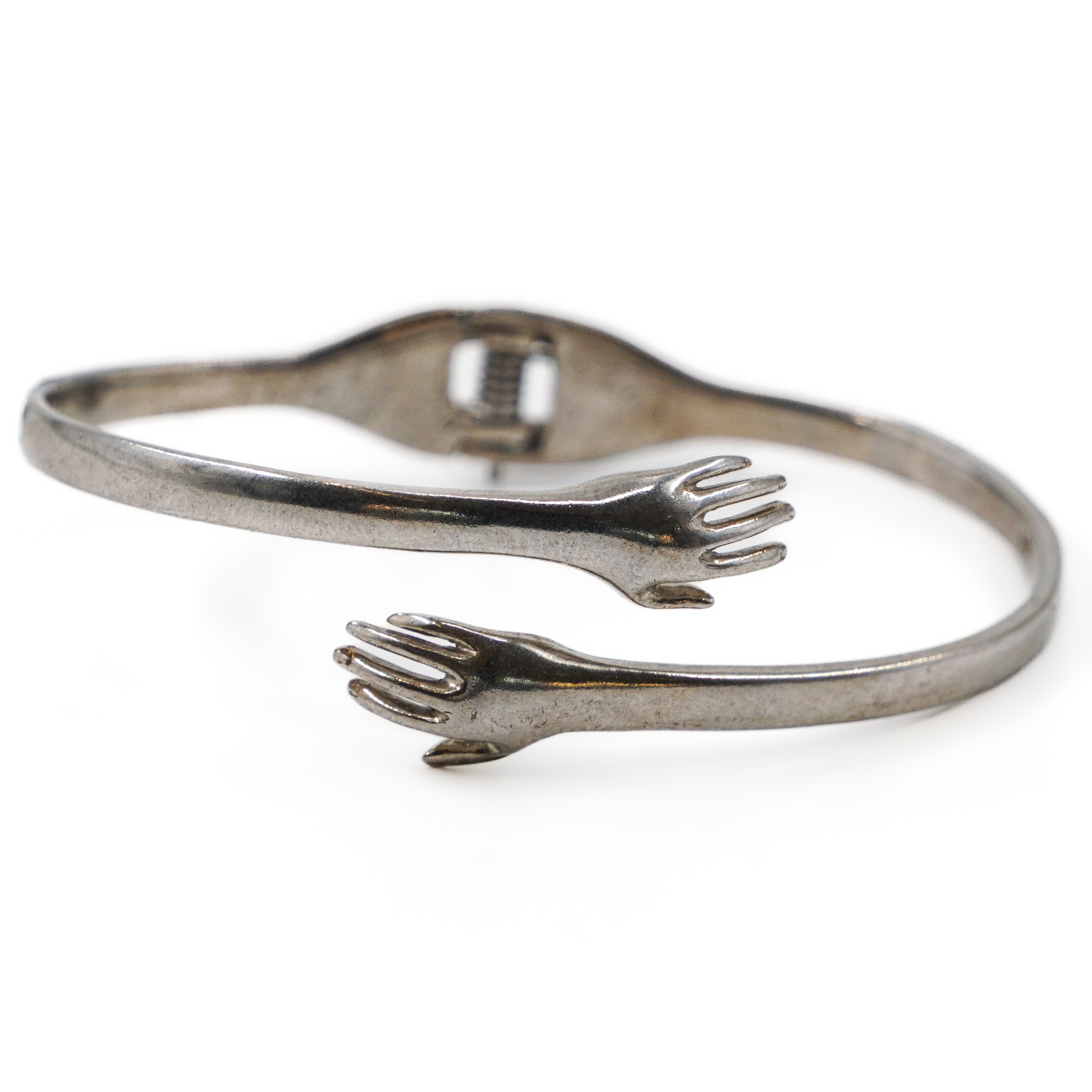 Silver Hugging Bracelet