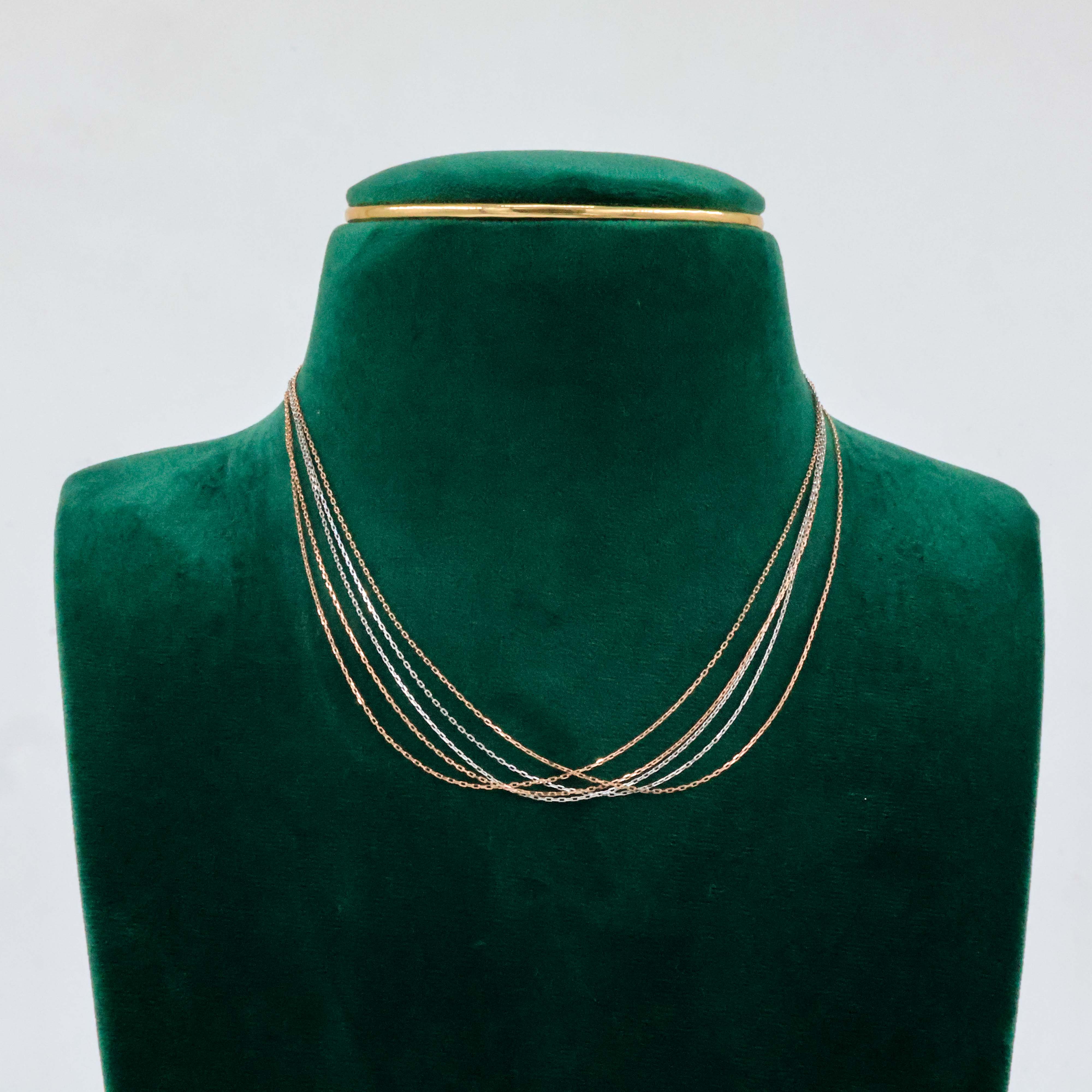 Three-Tone Layered Chain