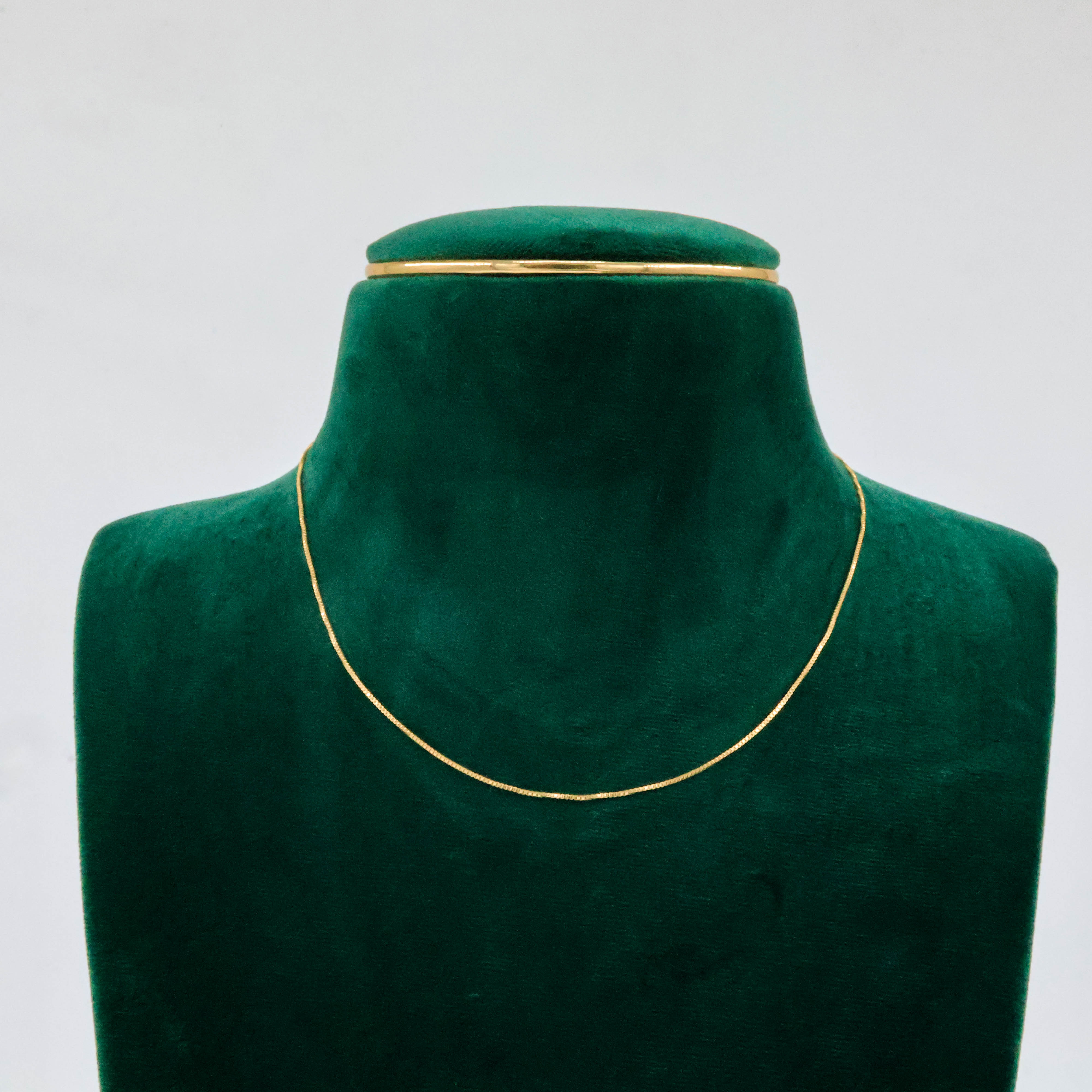 Thin Box Chain Gold