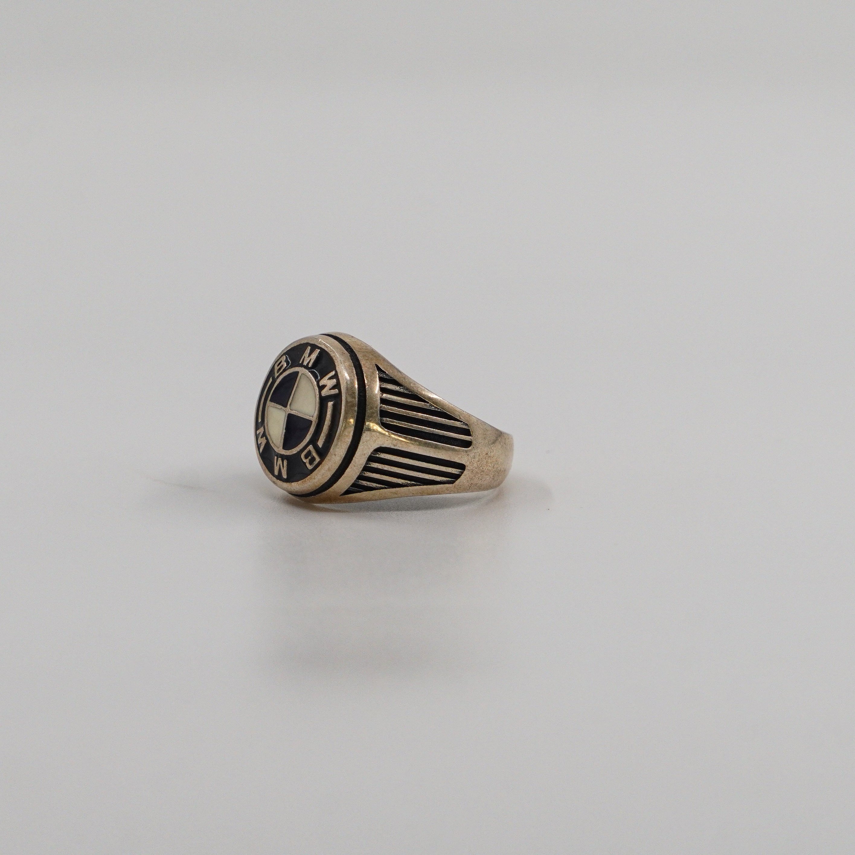 BMW Emblem Ring
