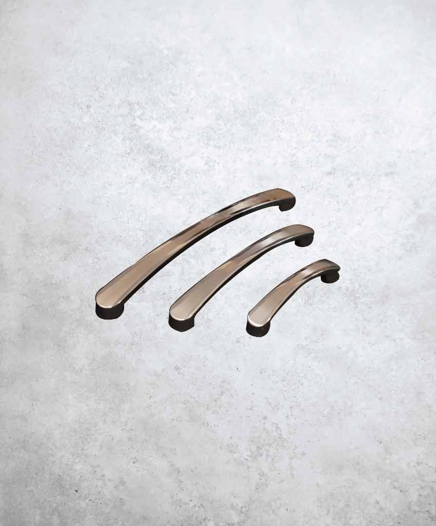 Classic Chrome Cabinet Handle (96mm)