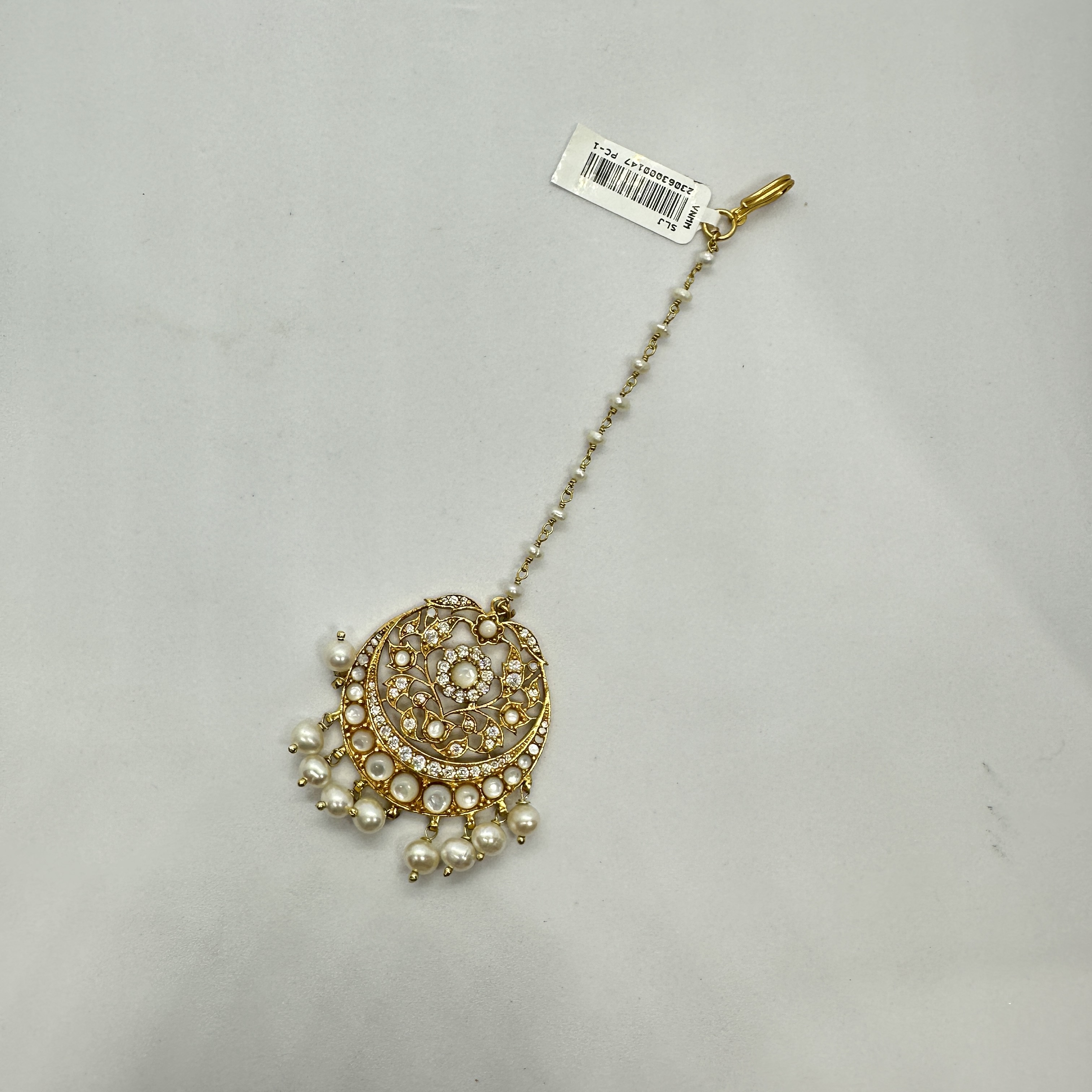 Elegant Gold Polish Silver Maang Tikka