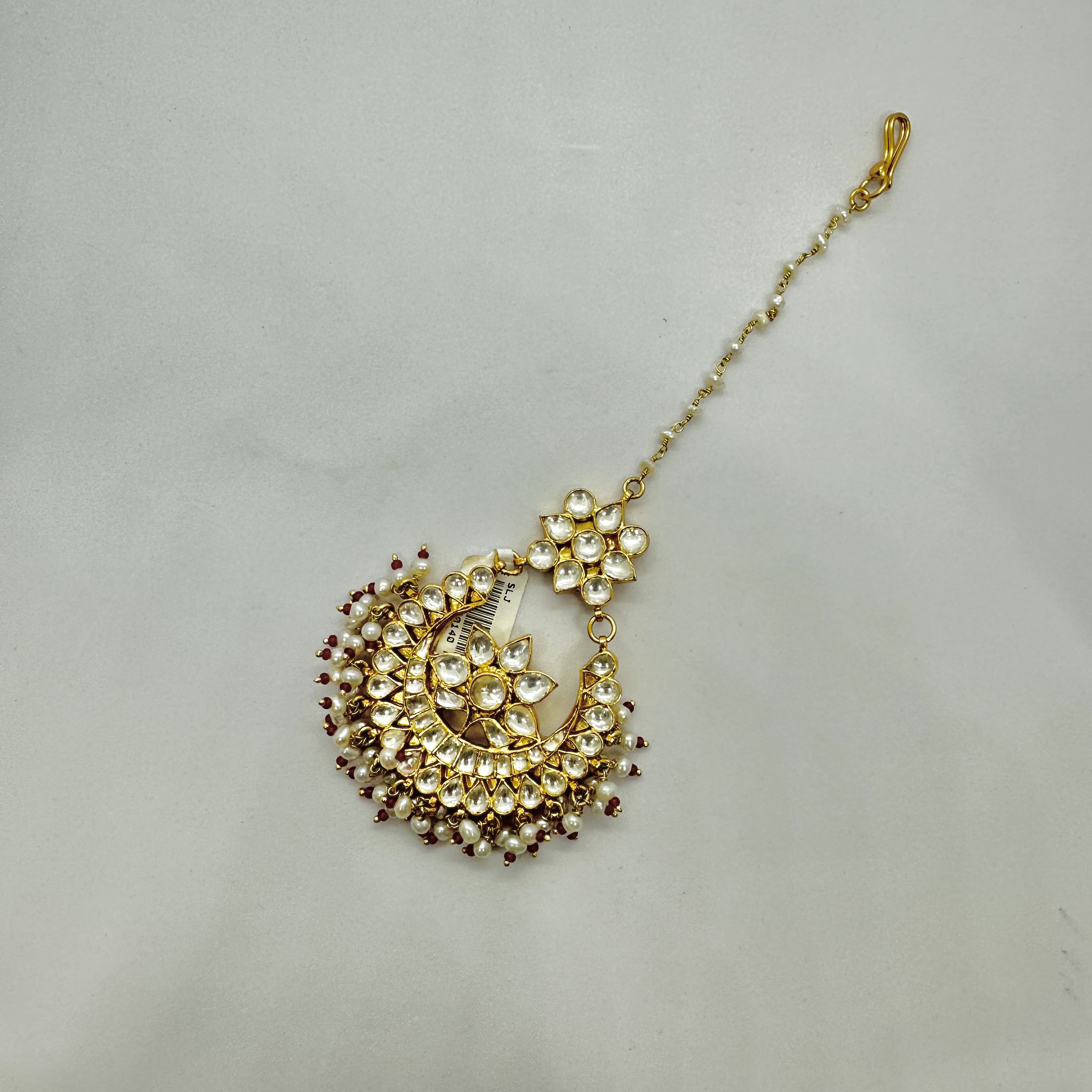 Silver Maang Tikka with White Kundan and Pearls