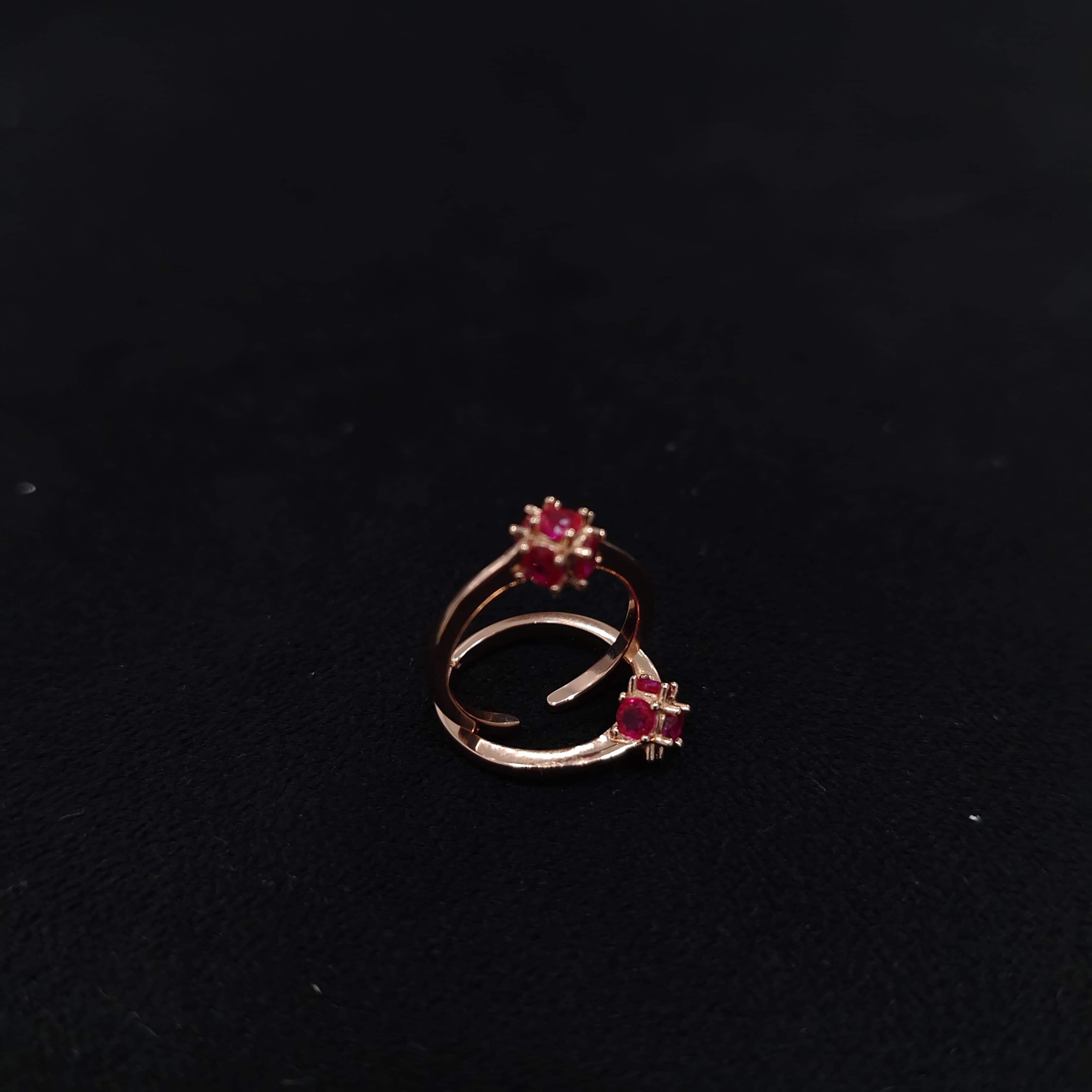 Rose Gold Polish Silver Toe Ring with Red Gems