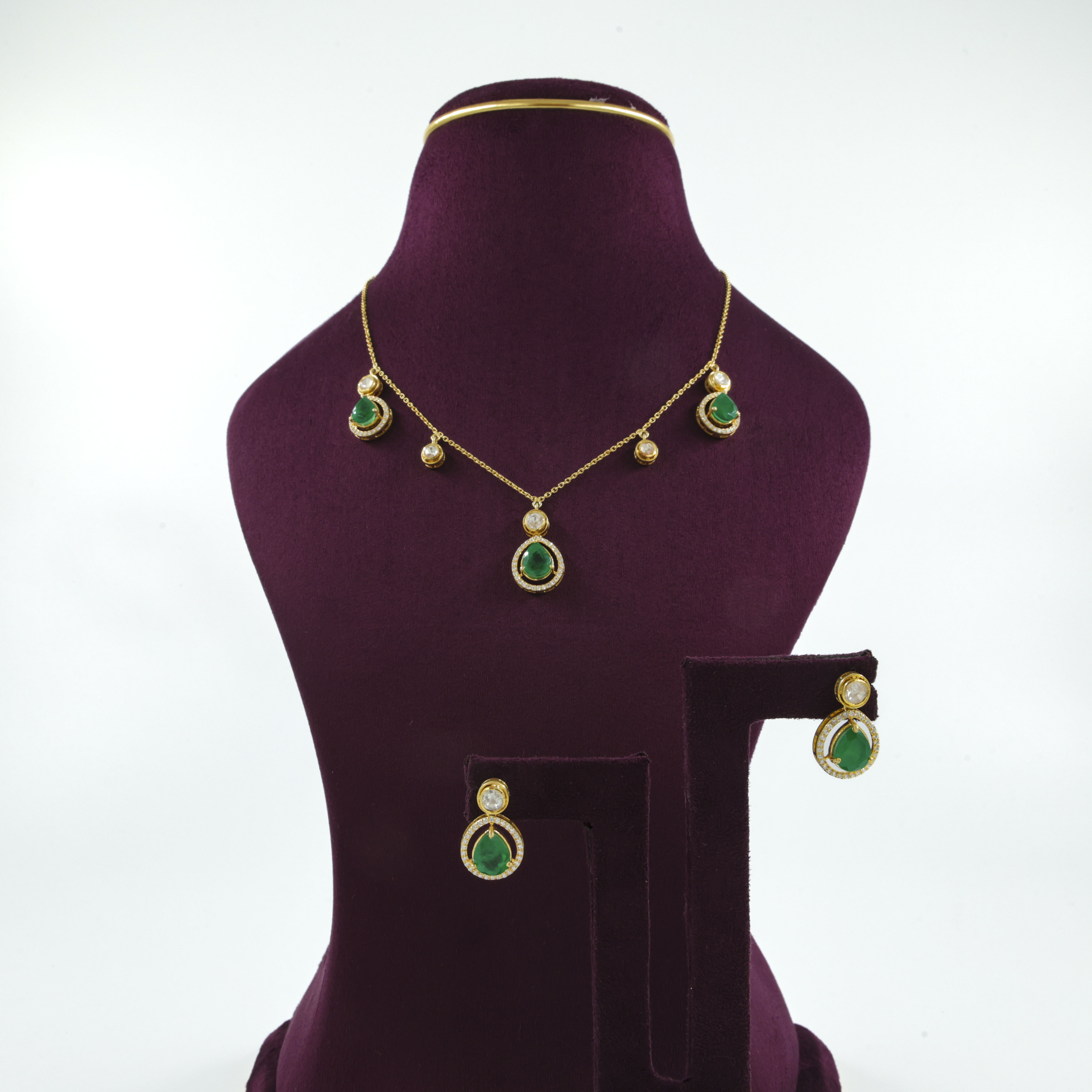 Saubhagya Jewellers - Emerald Fancy Necklace