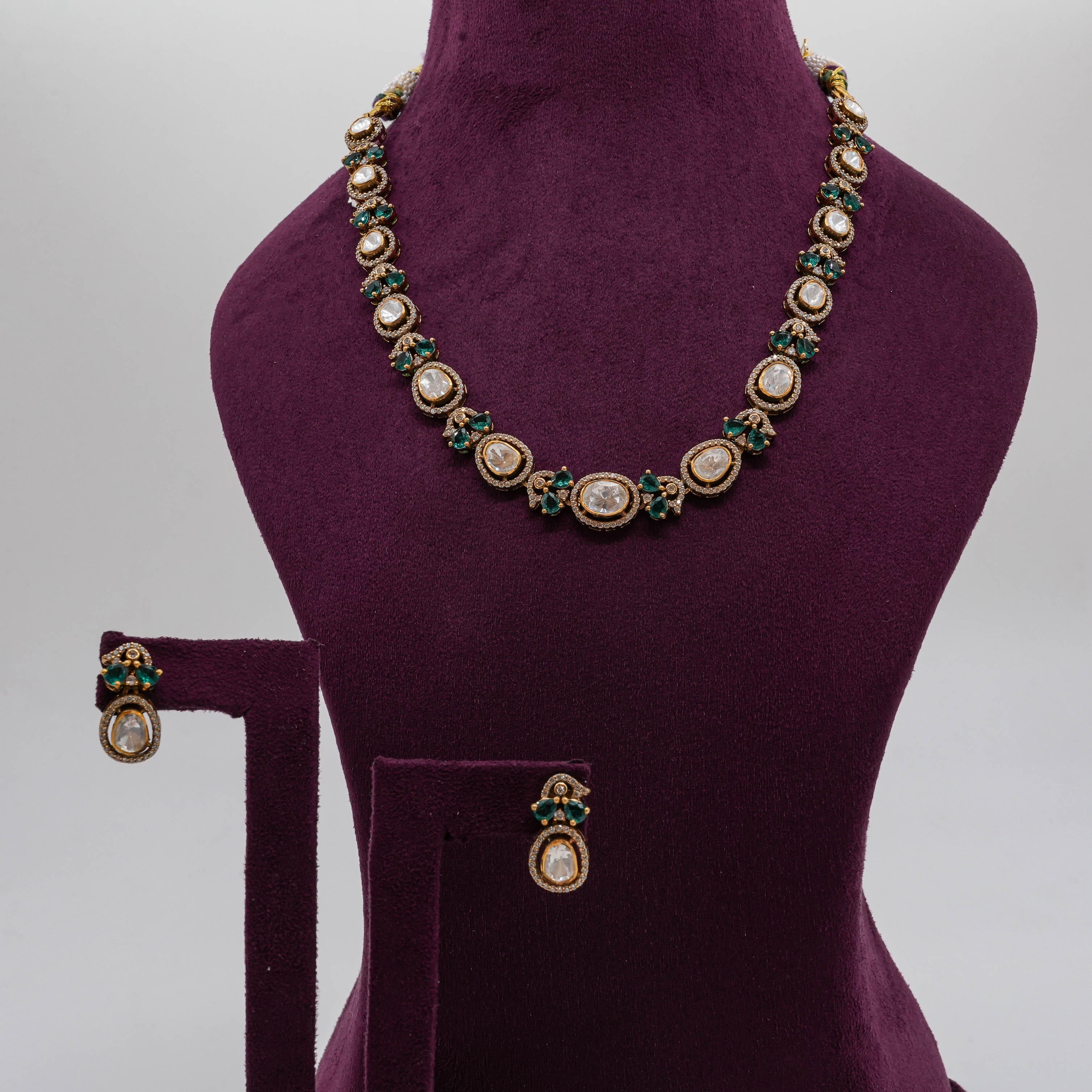 Oval Kundan with Green Stone Necklace Set