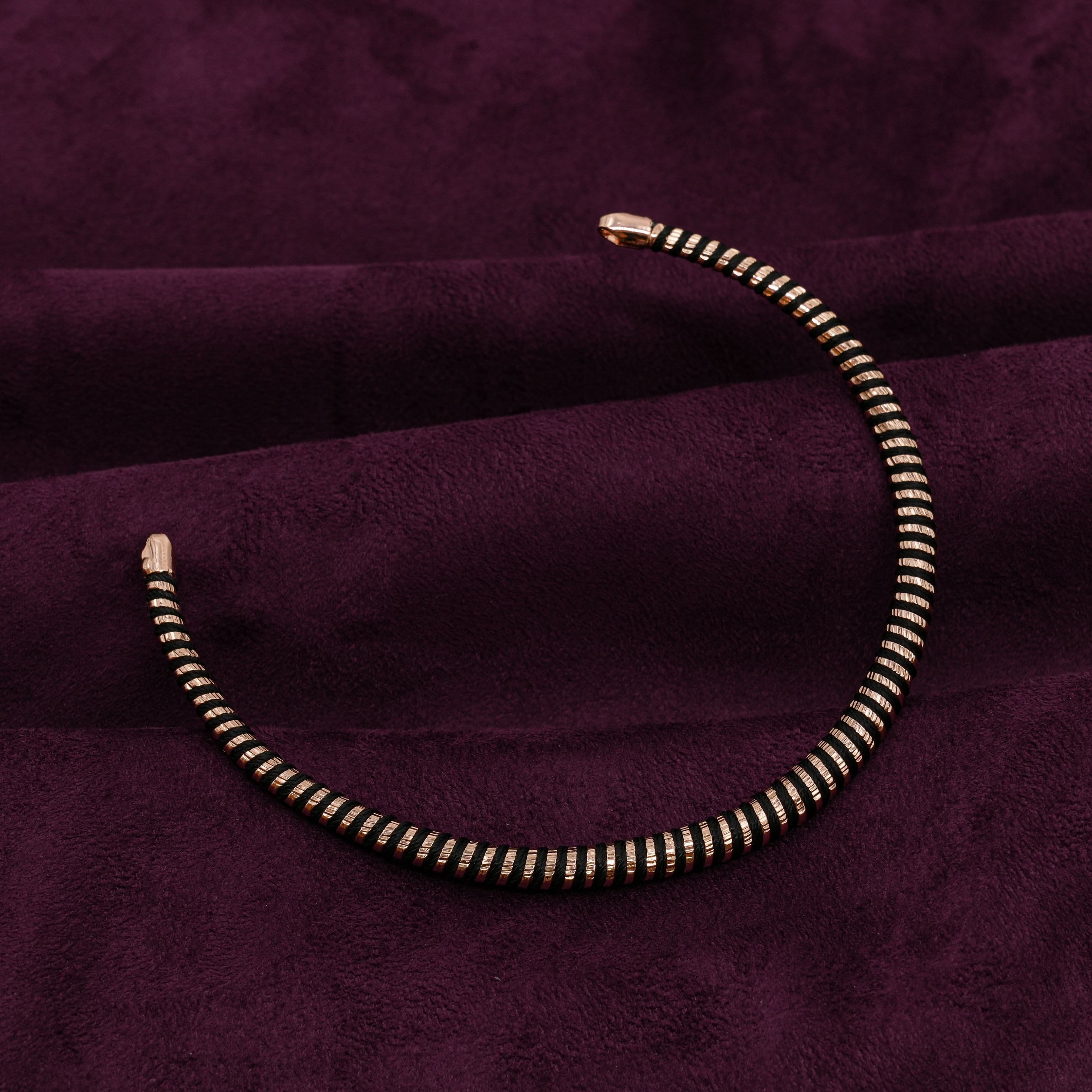 Saubhagya Jewellers - Gold Striped Kada