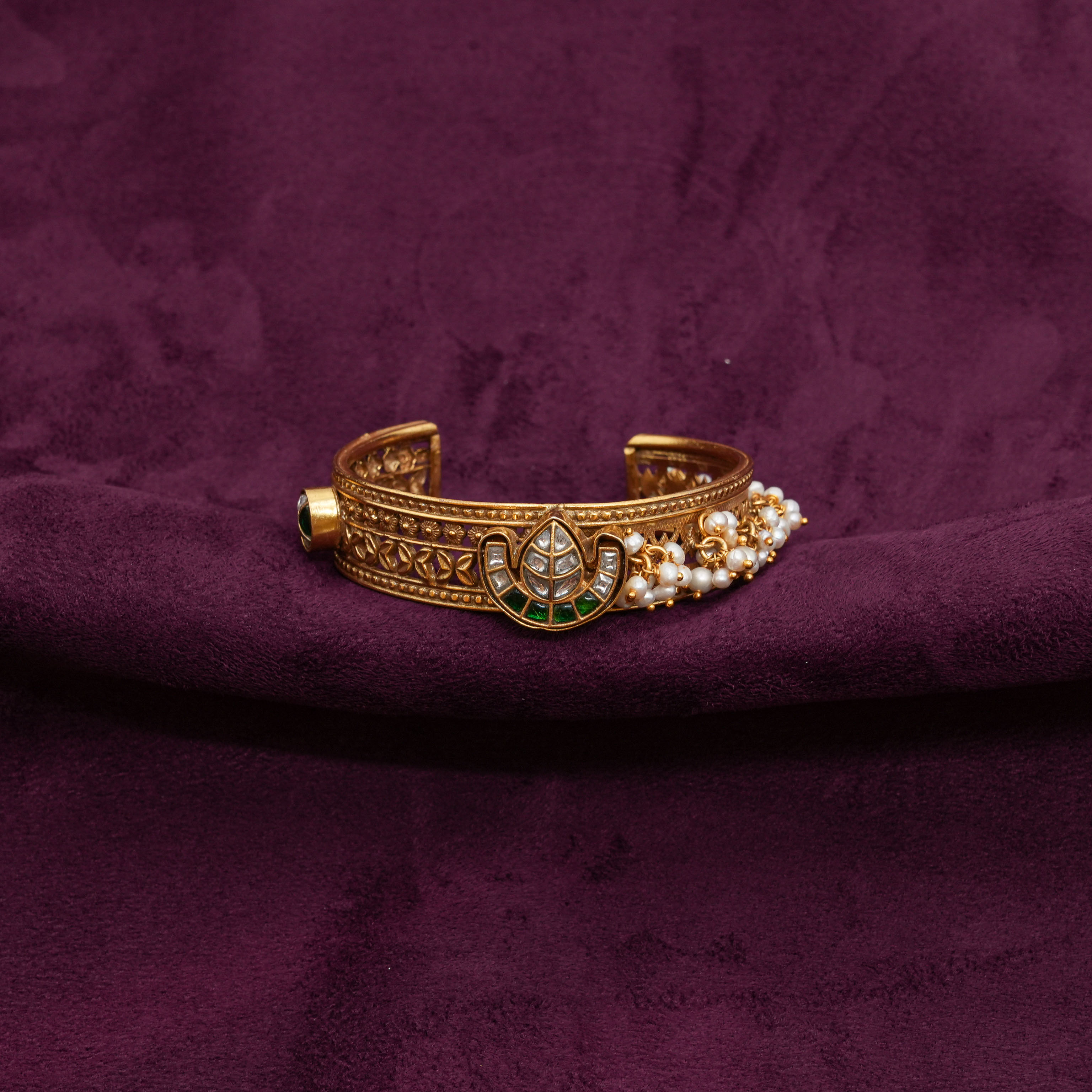 Saubhagya Jewellers - Kundan Pearl Kada