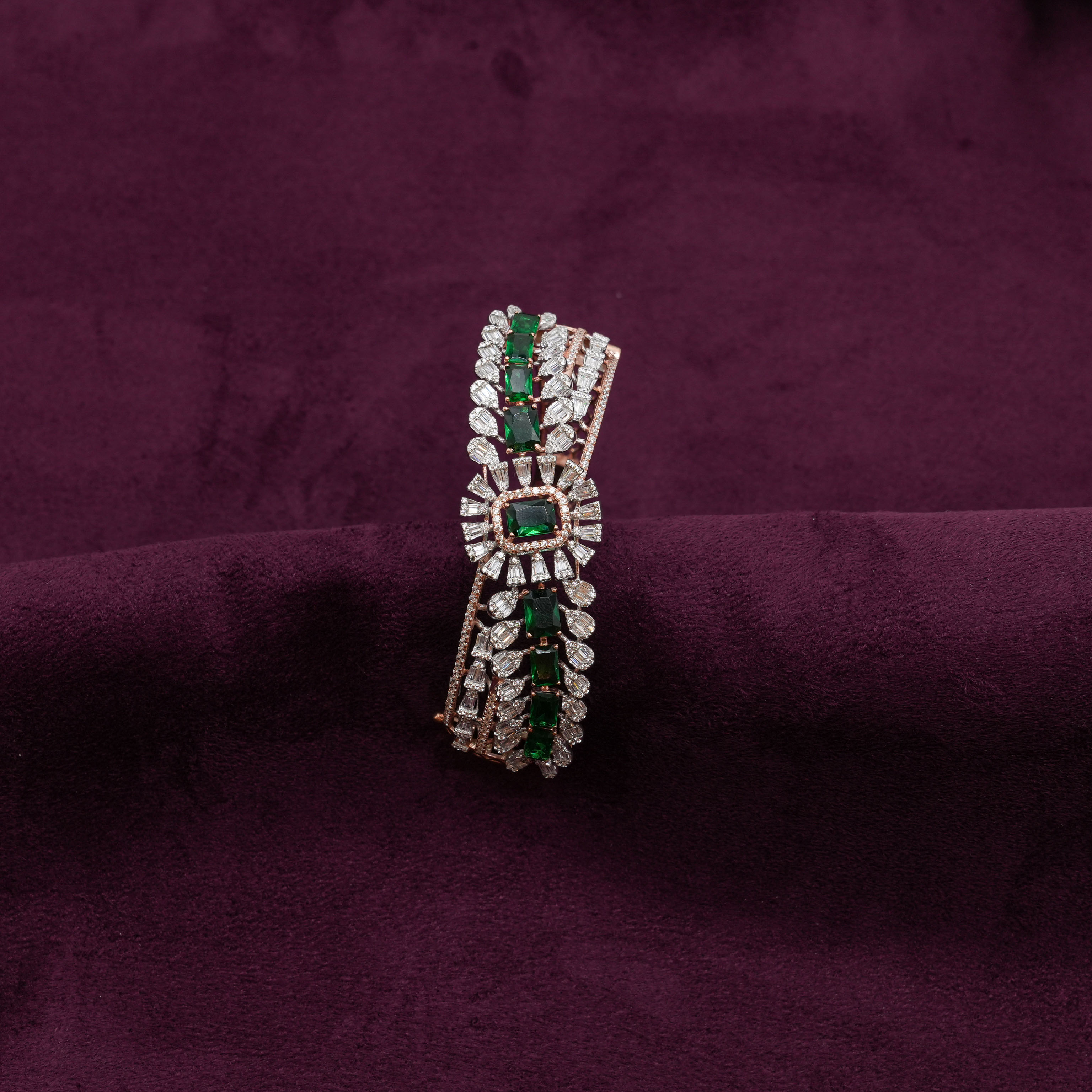 Saubhagya Jewellers - Rose Gold Emerald Kada