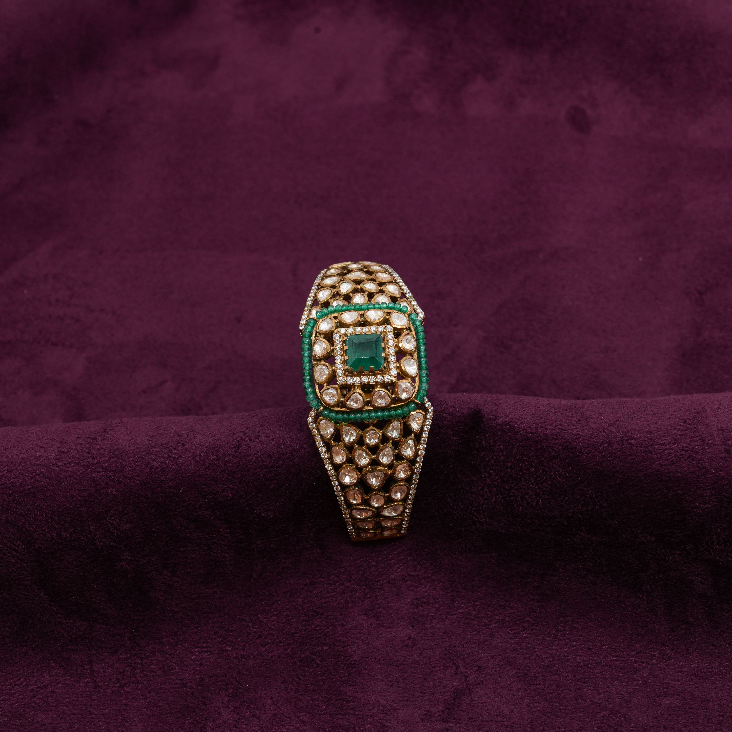 Saubhagya Jewellers - Polki Emerald Kada