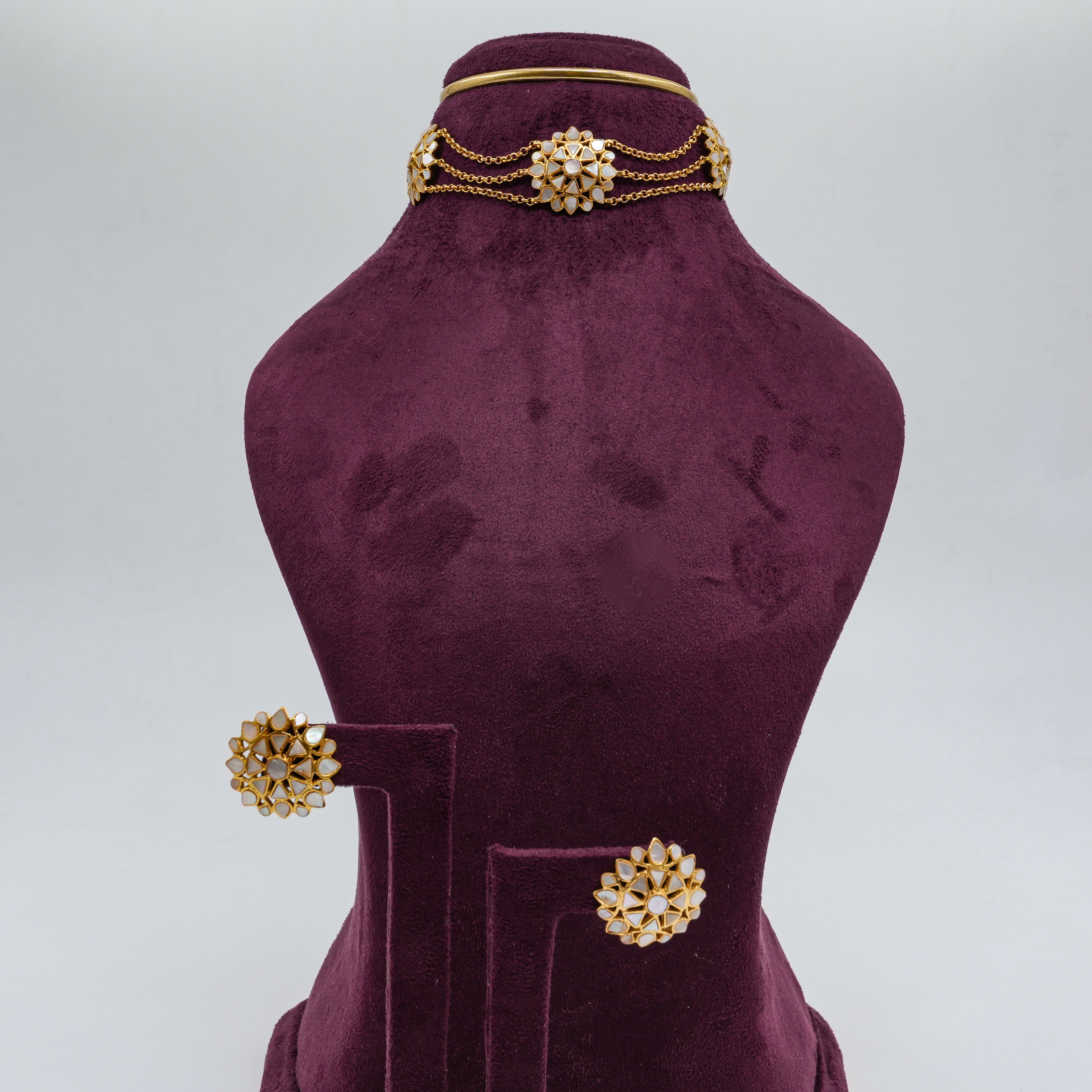 Saubhagya Jewellers - Mother of Pearl Star Choker