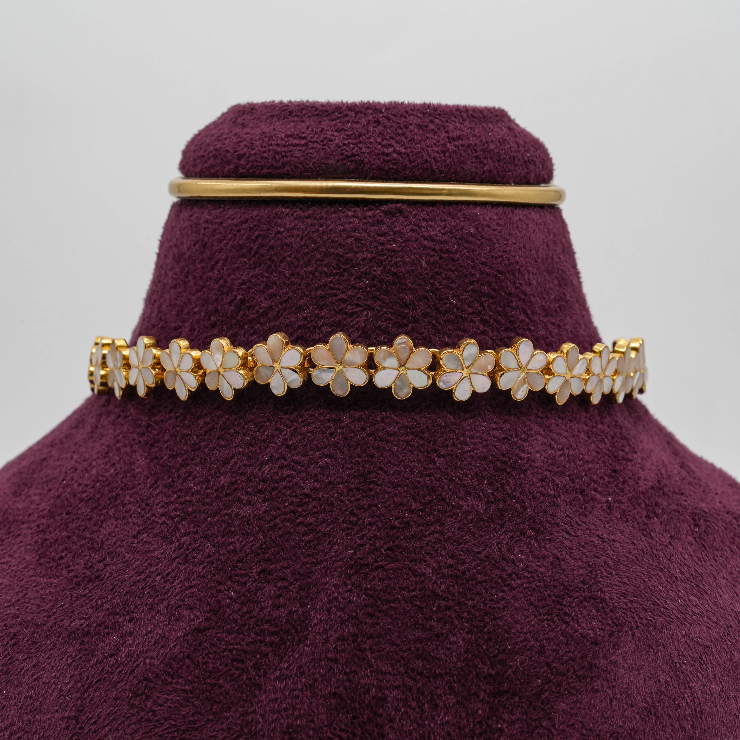 Saubhagya Jewellers - Floral Mother of Pearl Choker