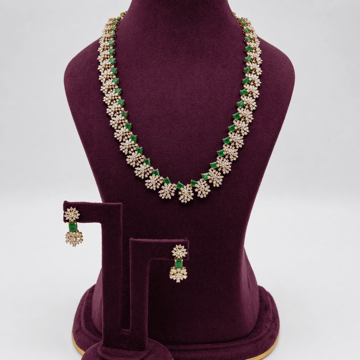 Emerald Flower Necklace Set