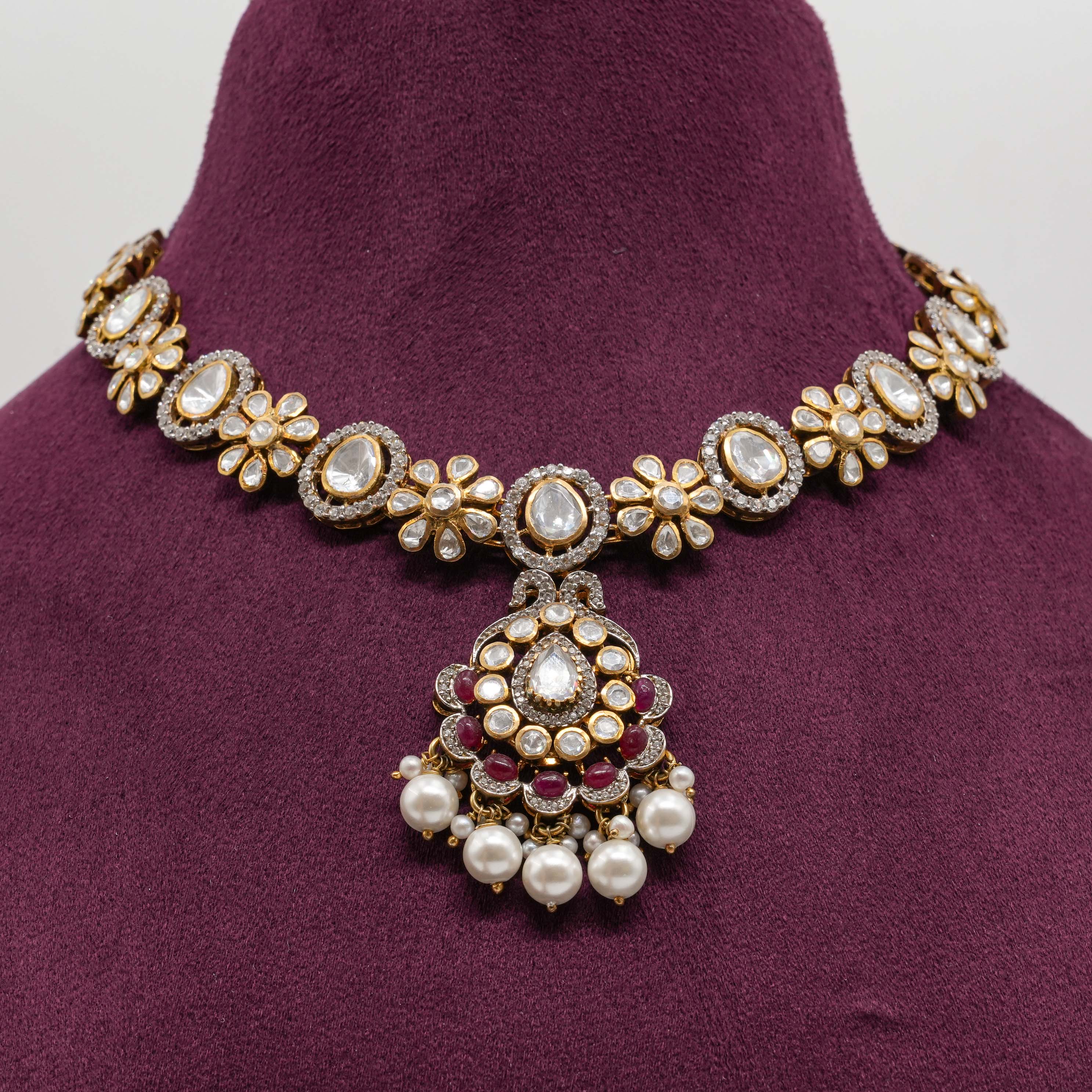 Saubhagya Jewellers - Floral Kundan Necklace Set
