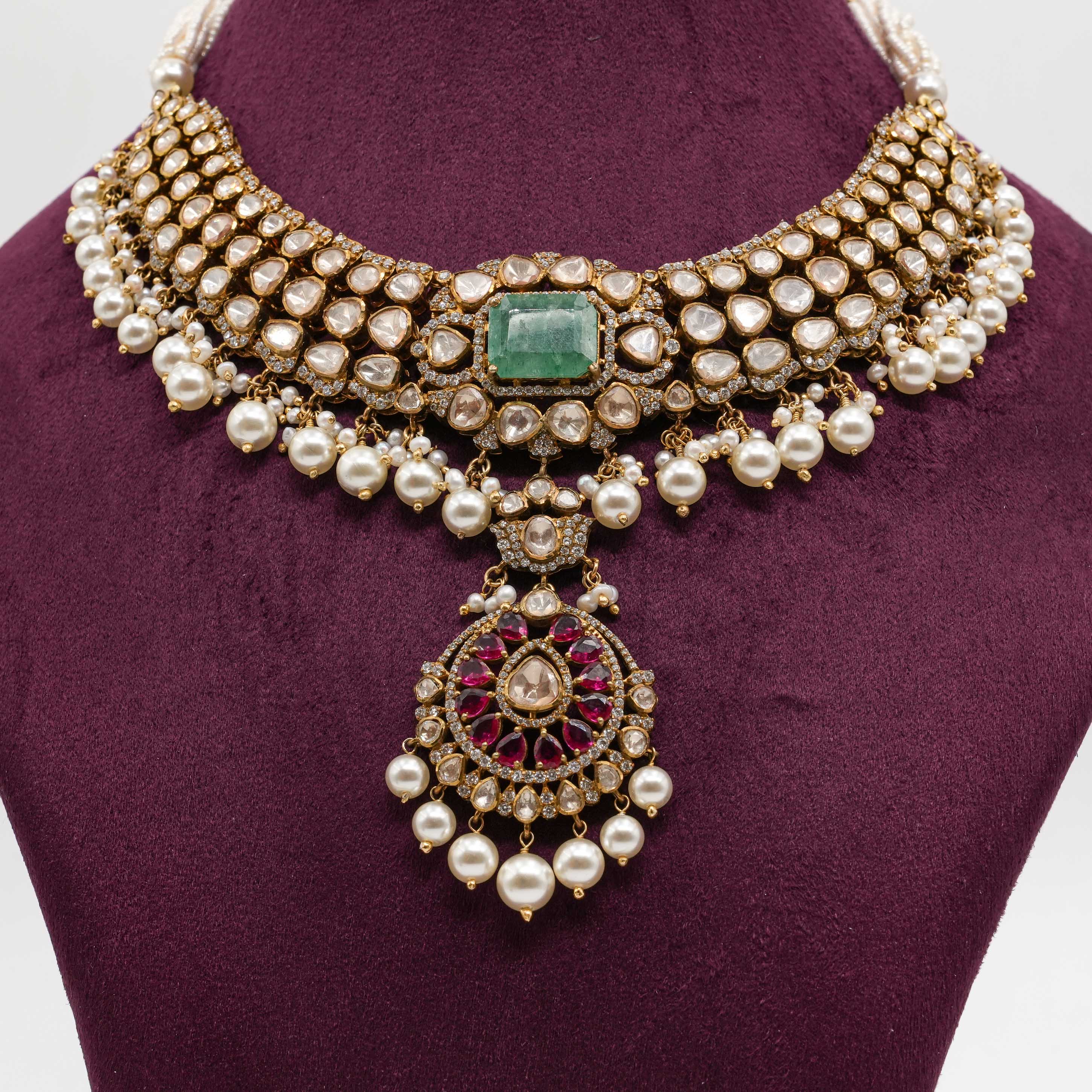 Saubhagya Jewellers - Emerald Kundan Choker Set