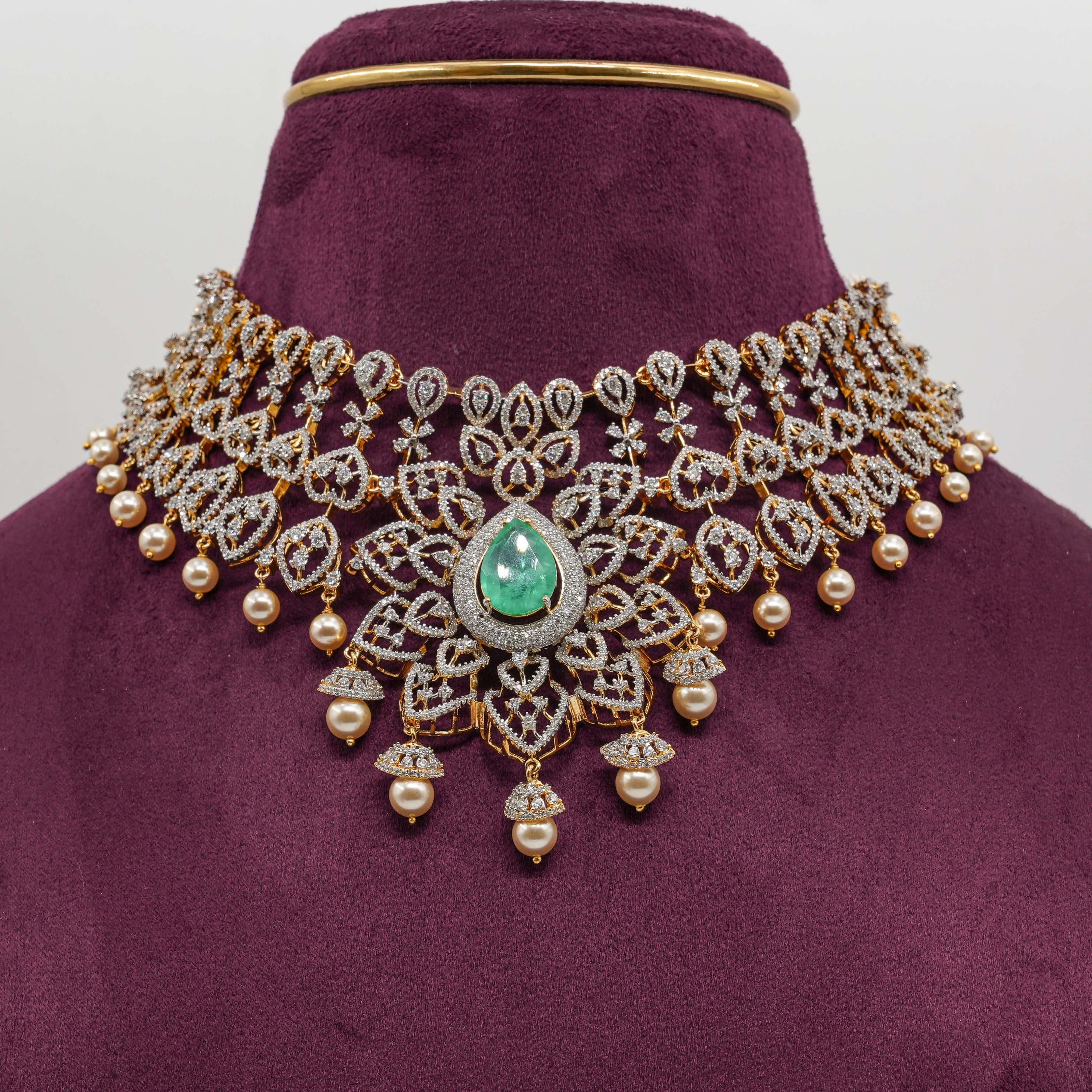 Saubhagya Jewellers - Emerald Flower Choker Gold