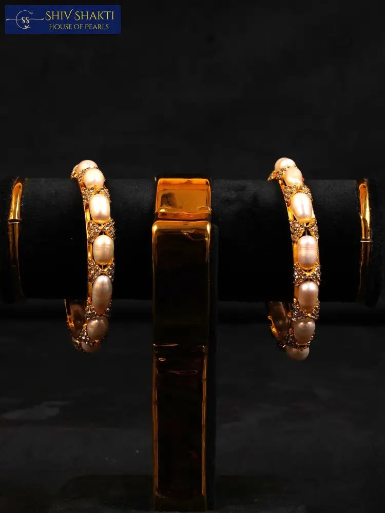 Shiv Shakti Pearls - 7mm Statement Bangle