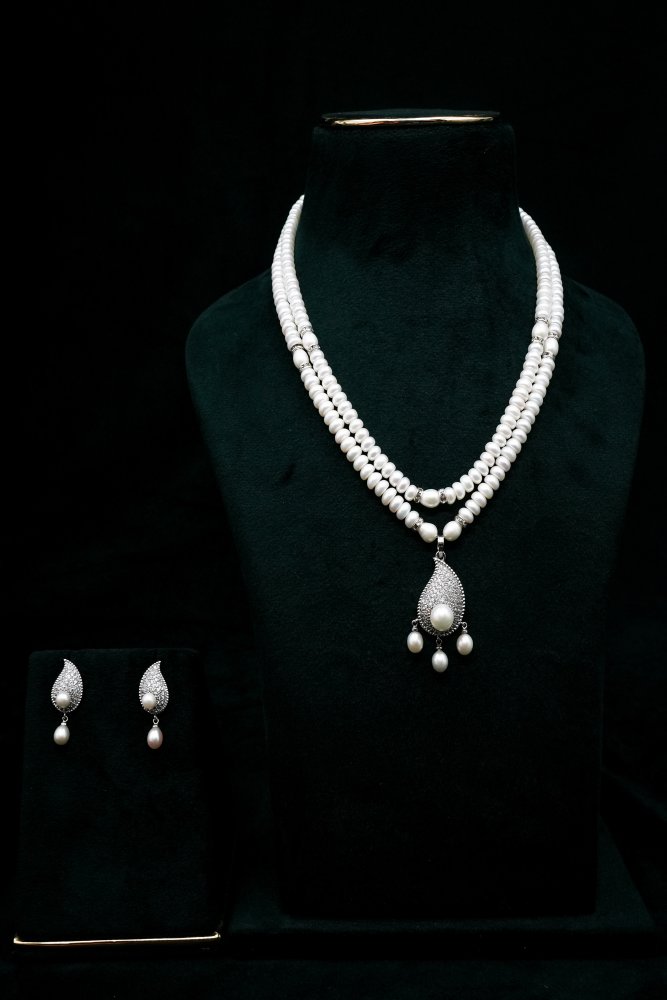 Pearl Drop Necklace Set