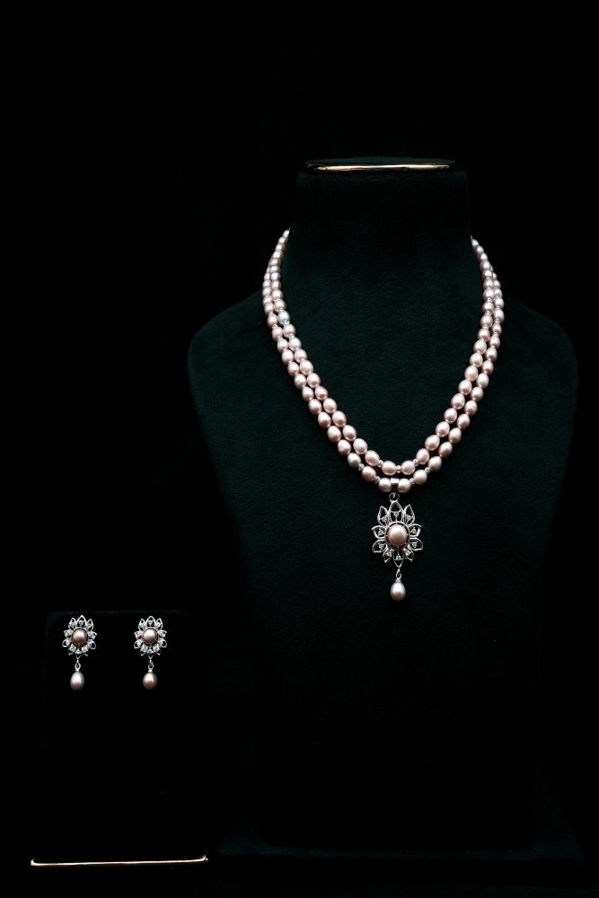 Pearl Necklace Set