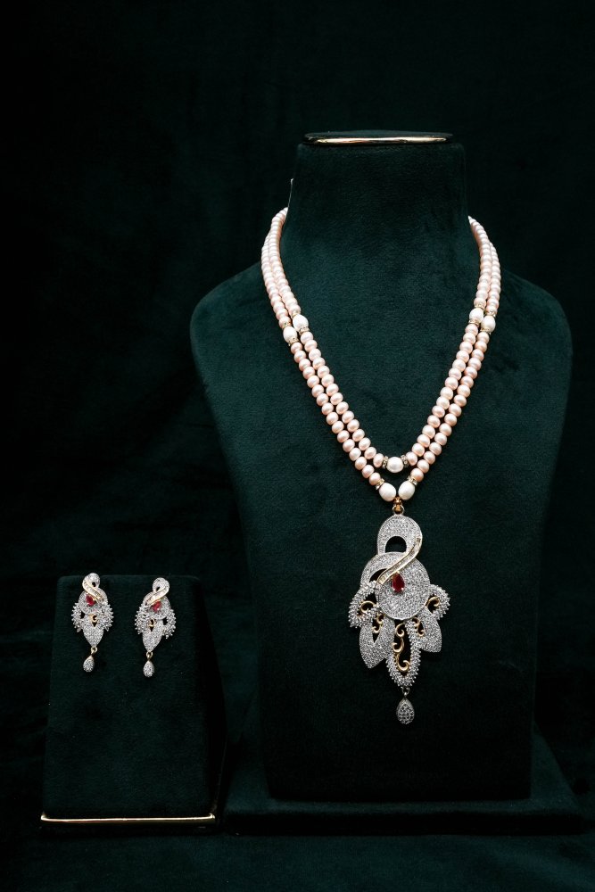 Peach Pearl Floral Pendant Set