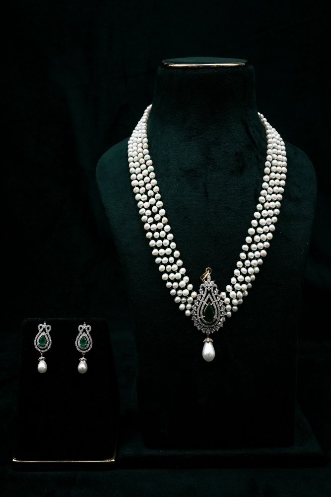 Shiv Shakti Pearls - Pearl Necklace Set