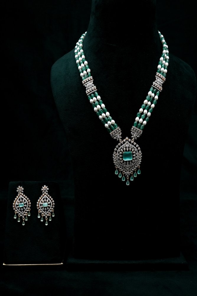 Shiv Shakti Pearls - Emerald Pearl Necklace Set