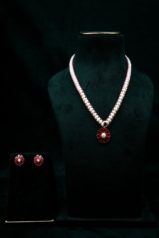 Pearl Necklace Set