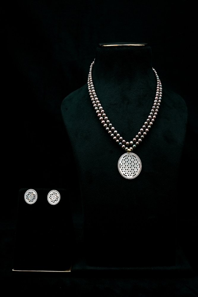 Pearl Necklace Set