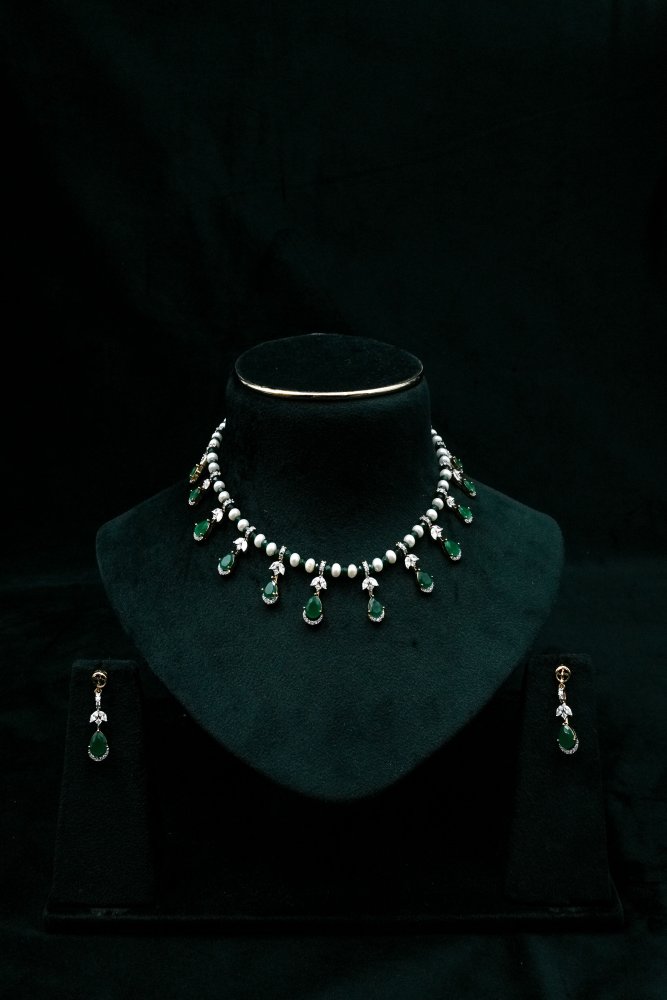 Emerald Pearl Necklace