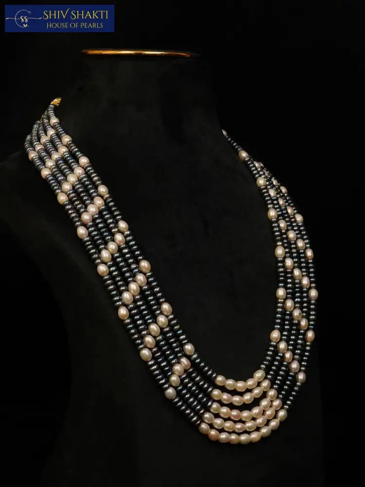 Shiv Shakti Pearls - Black and white Pearl necklace
