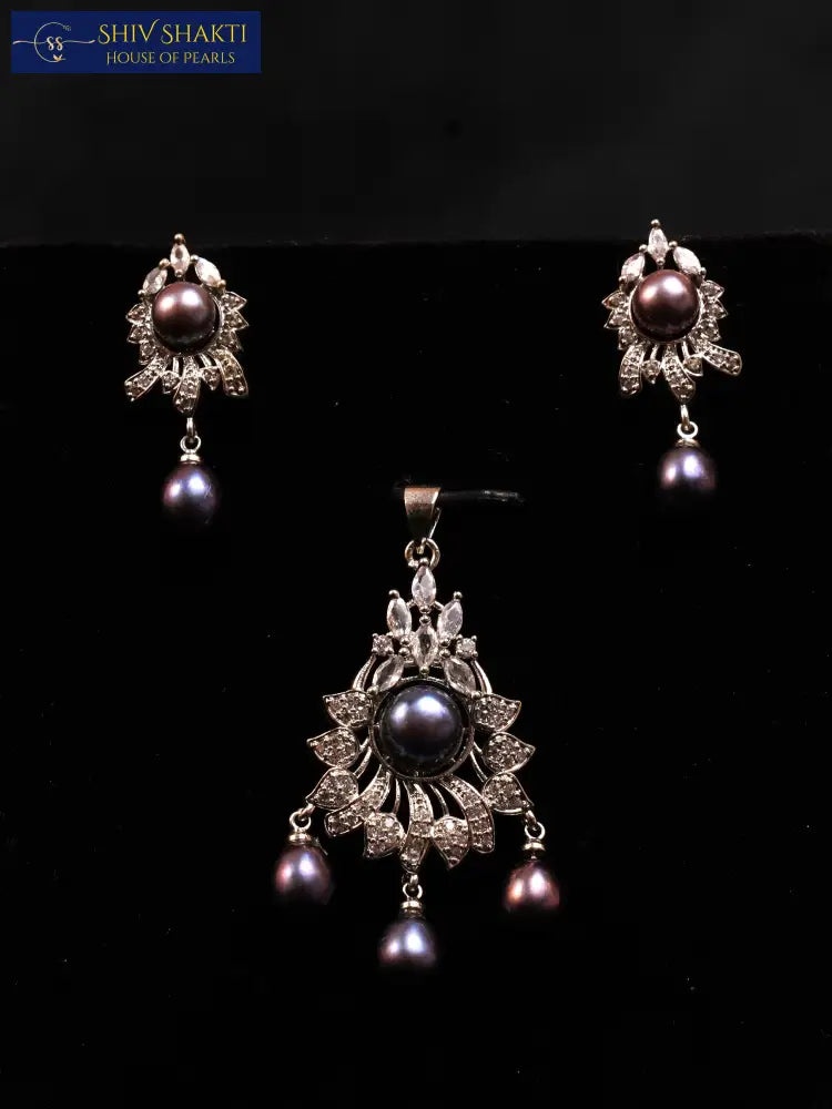 Shiv Shakti Pearls - Black Pearl Elegance
