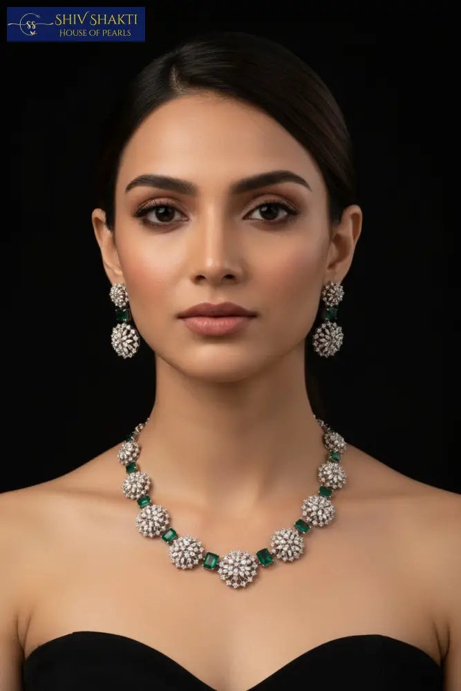 Shiv Shakti Pearls - Bold Choker Classic Green
