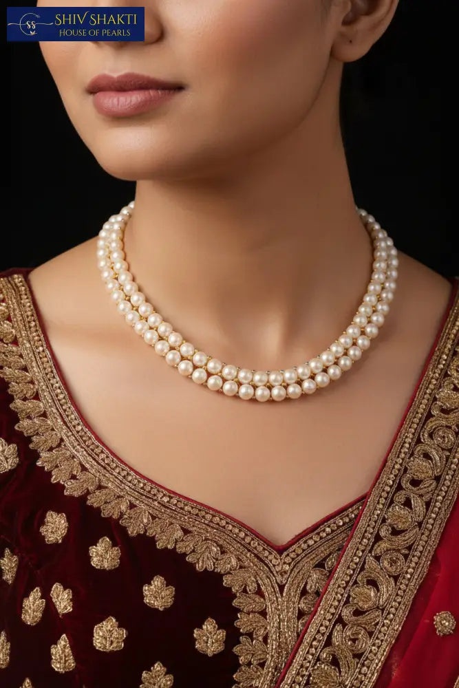 Button Choker Elegance