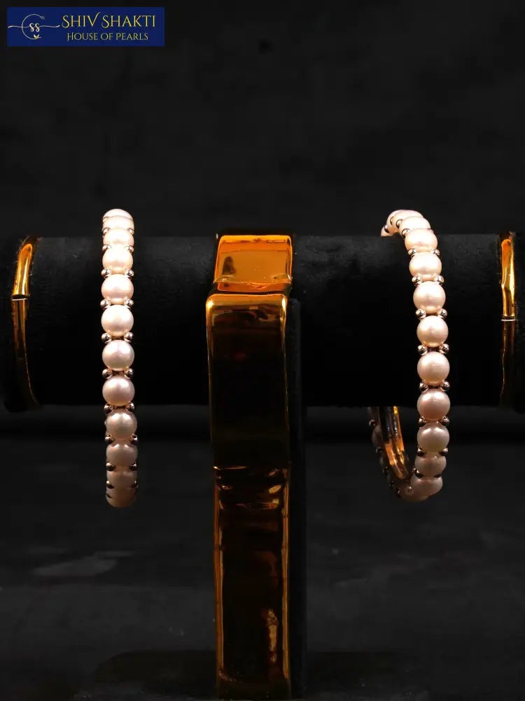 Shiv Shakti Pearls - Button Pearl Bangle