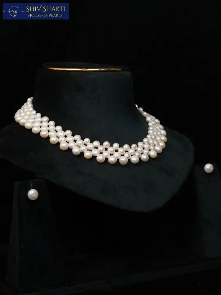 Shiv Shakti Pearls - Celeste Button Pearl Necklace