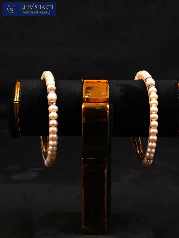 Shiv Shakti Pearls - Classic Pearl Bangle